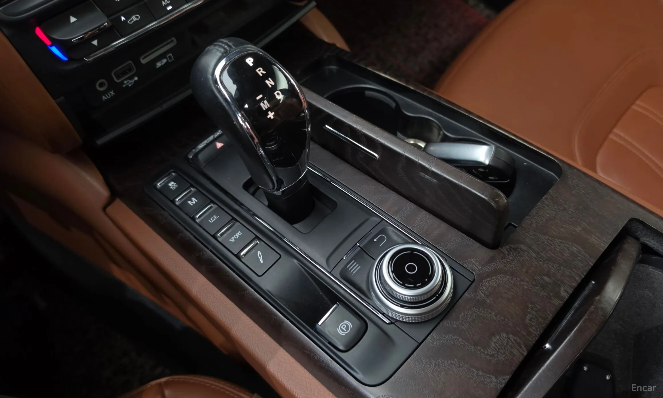 Maserati Quattroporte превью 9