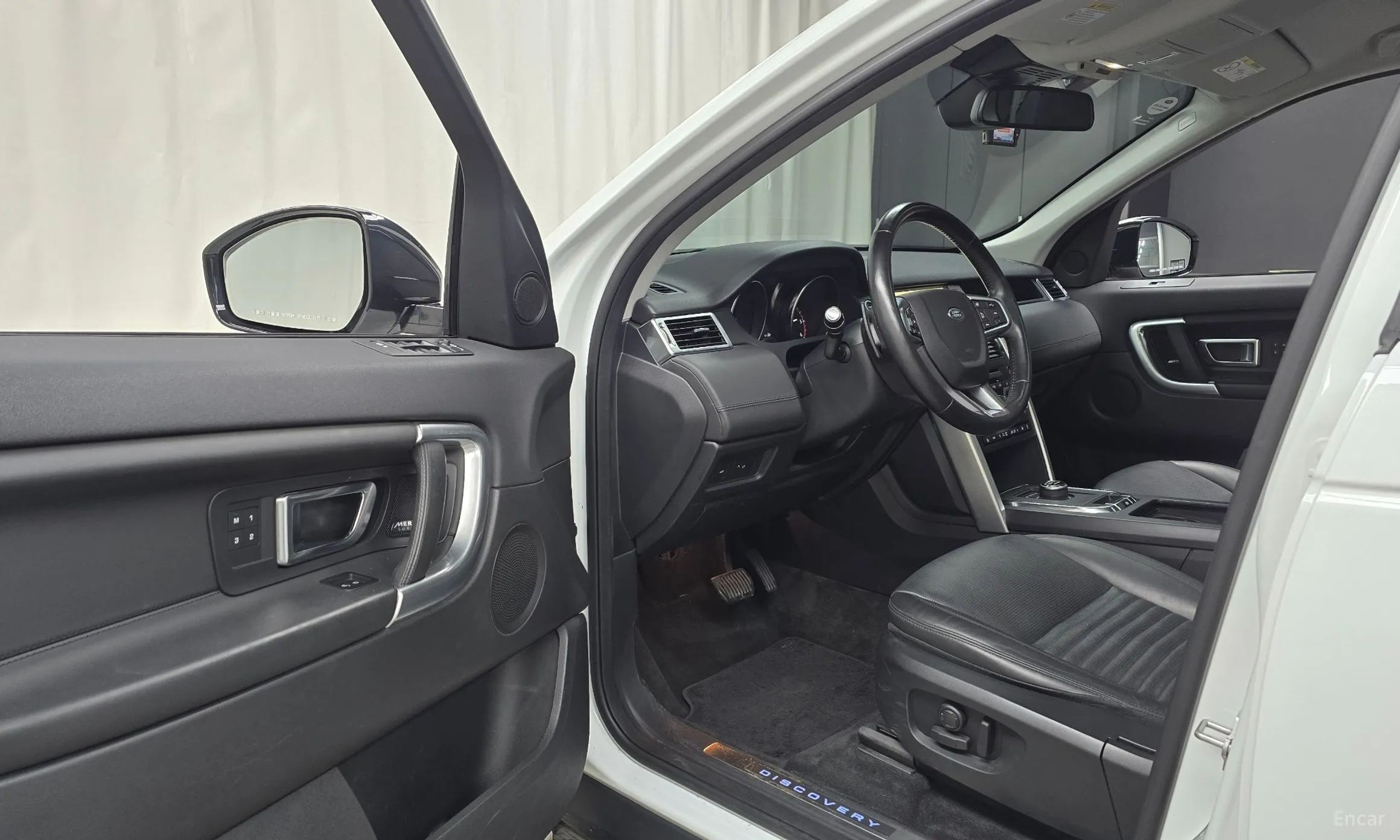 Land Rover Discovery Sports превью 10