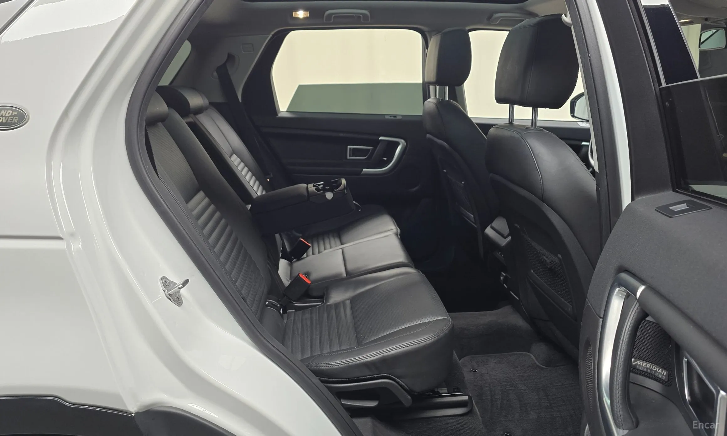 Land Rover Discovery Sports превью 11