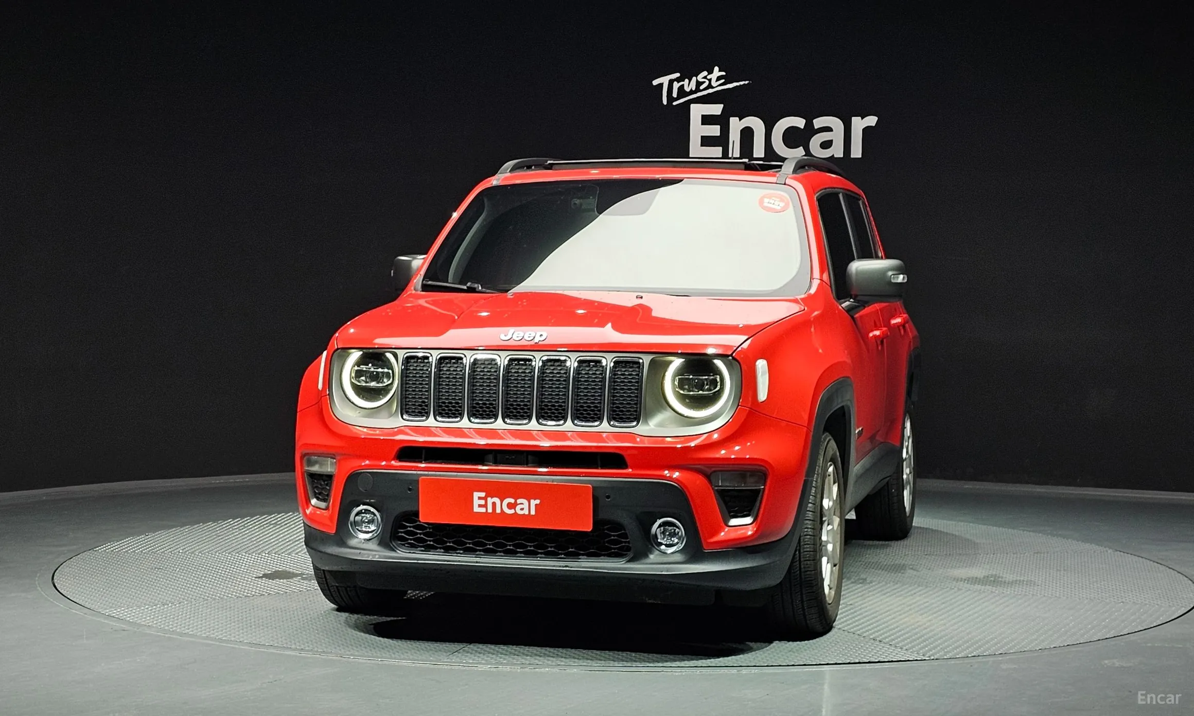 Jeep Renegade превью 3