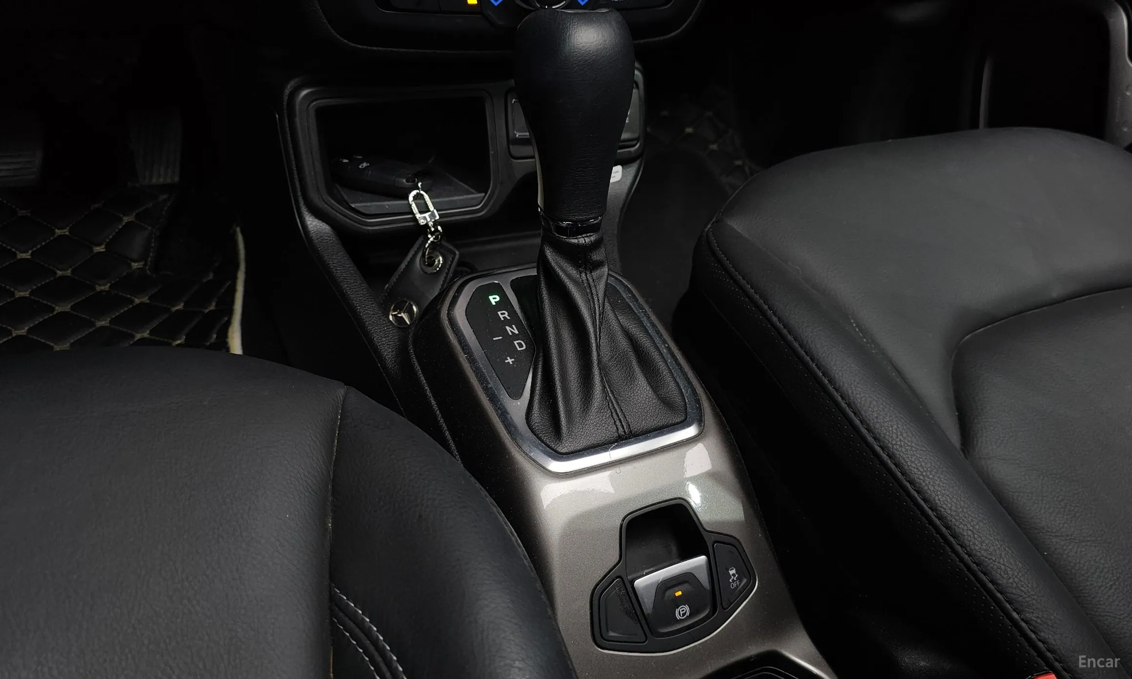 Jeep Renegade превью 9