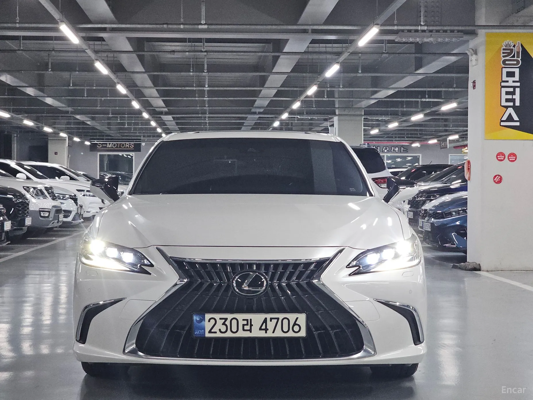 ES300h 7th Generation