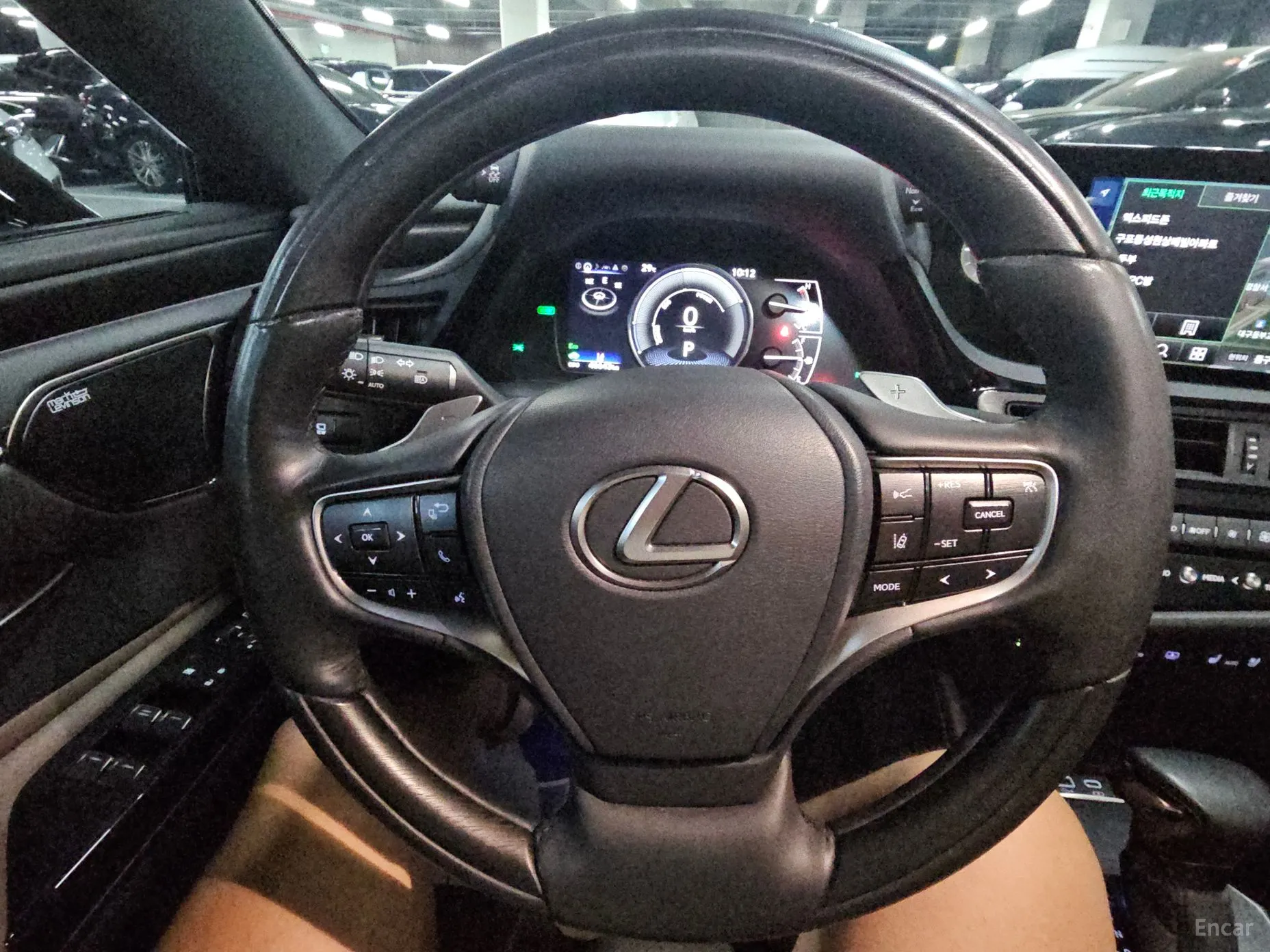 Lexus ES300h 7th Generation превью 13