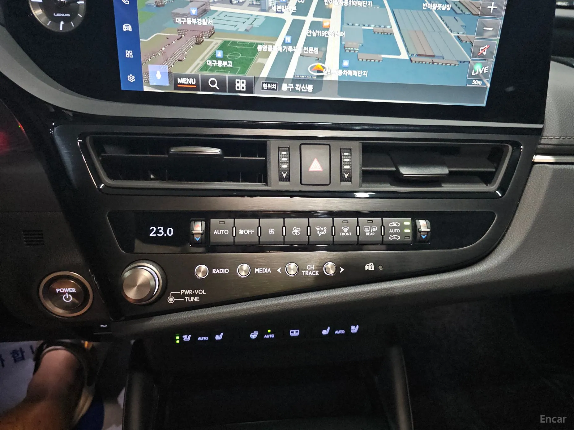 Lexus ES300h 7th Generation превью 16