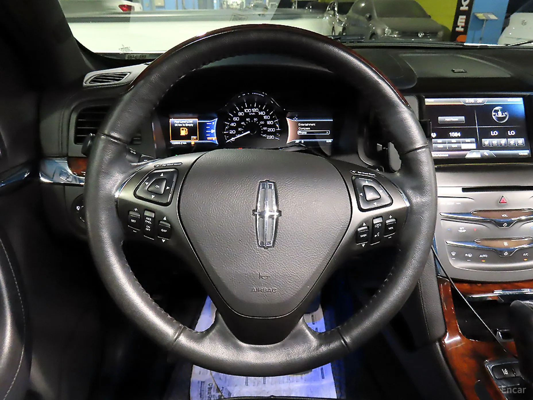 Lincoln New MKS превью 15