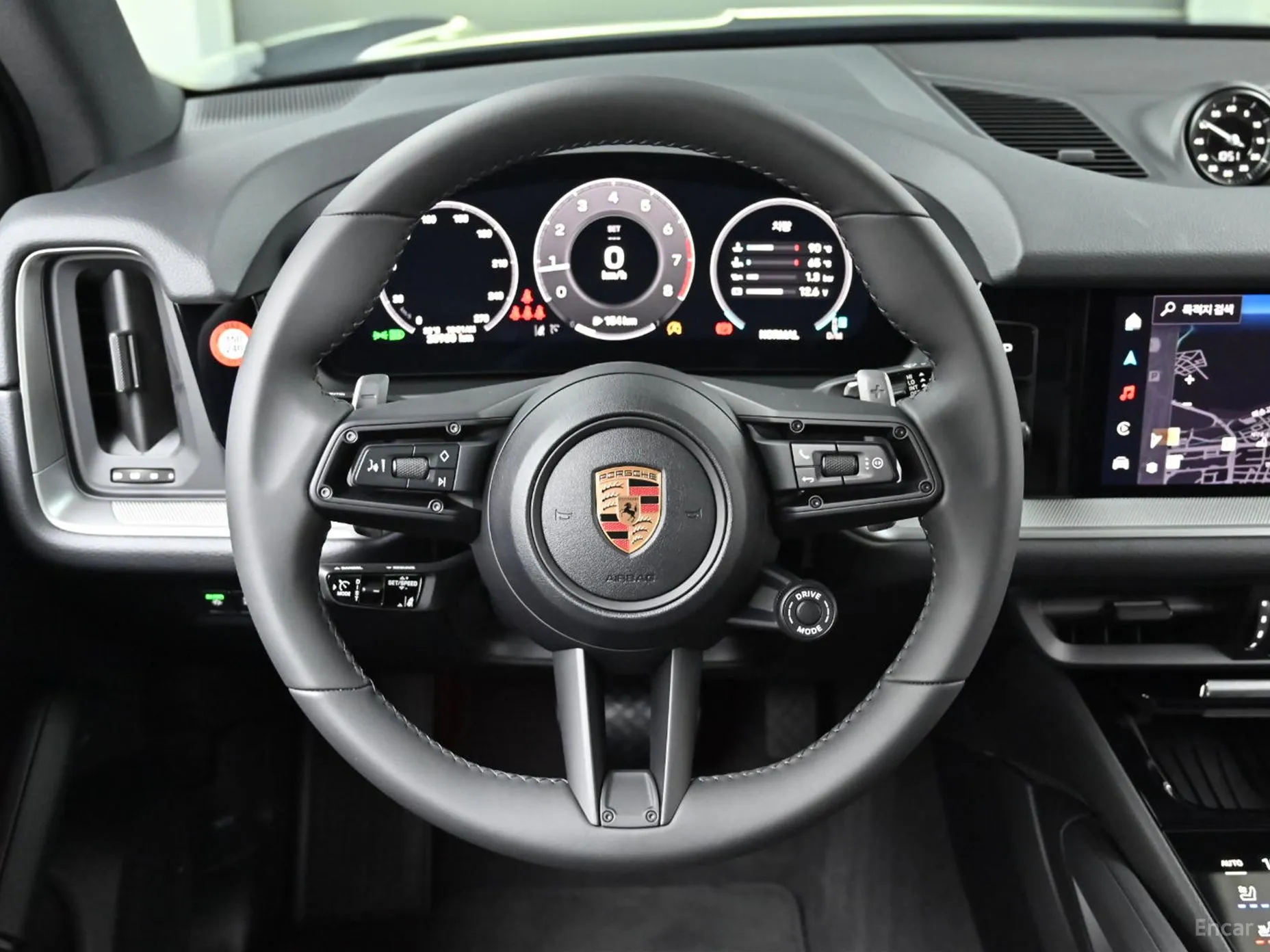 Porsche Cayenne (PO536) превью 12