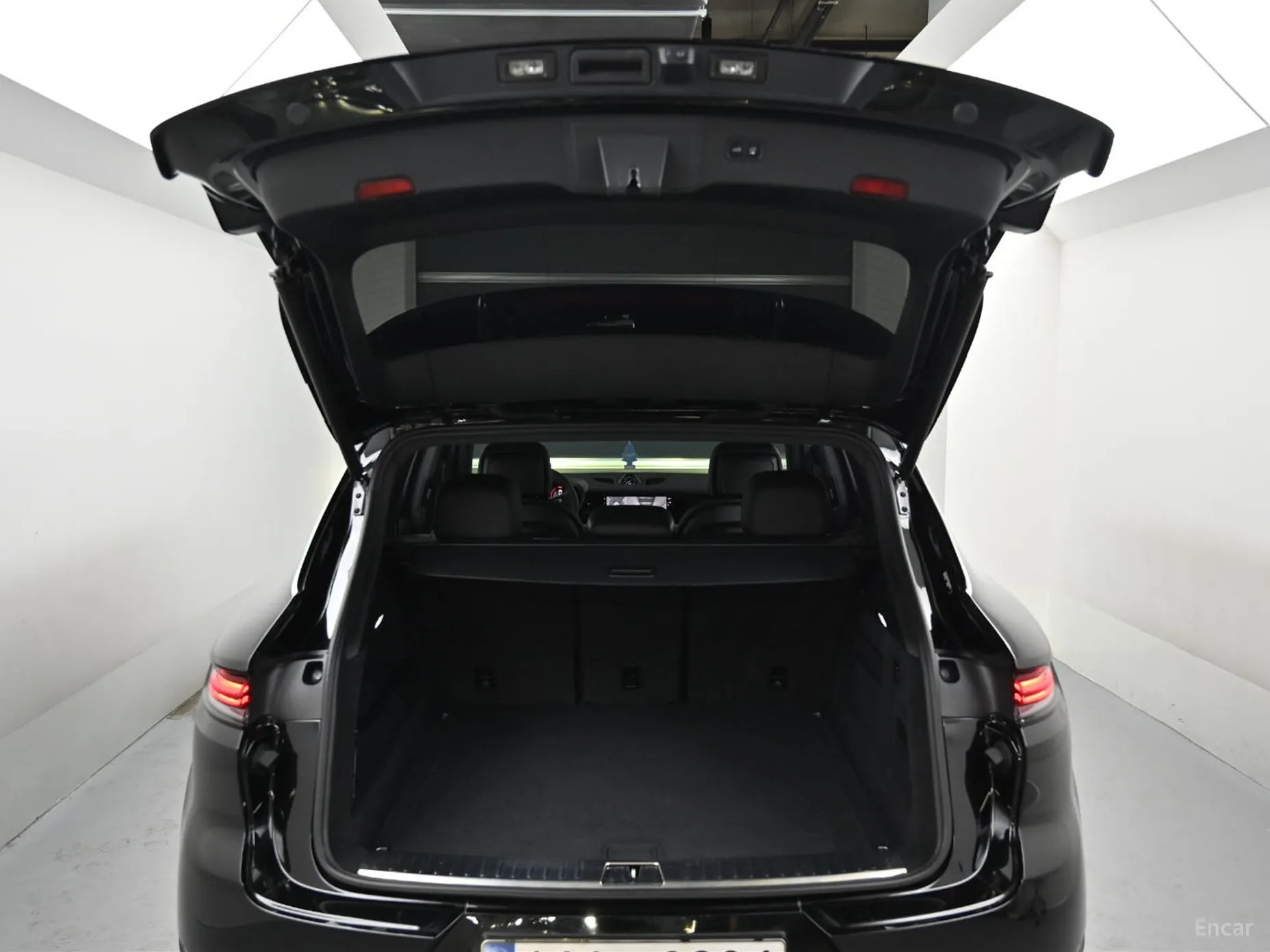 Porsche Cayenne (PO536) превью 18