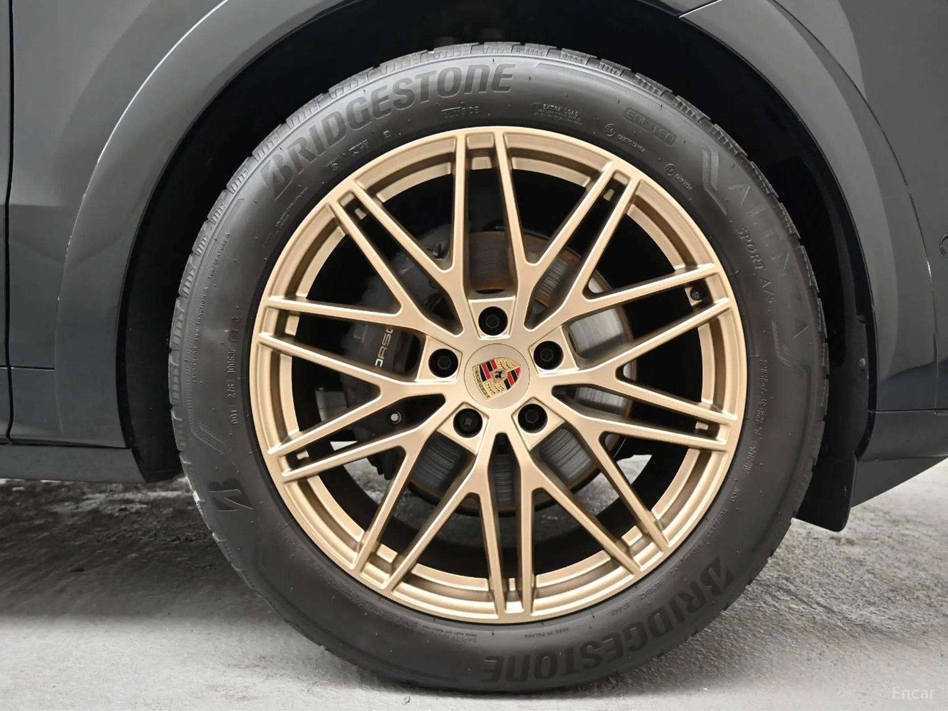 Porsche Cayenne (PO536) превью 5