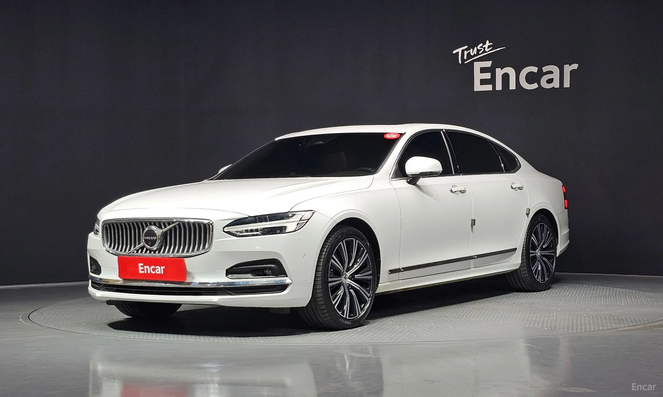 S90