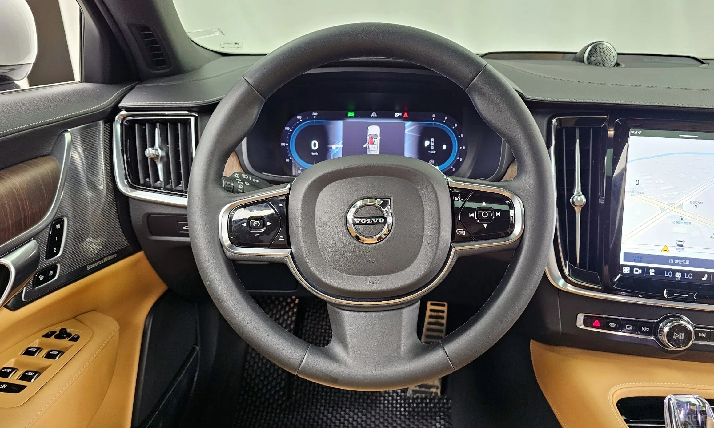 Volvo S90 превью 13