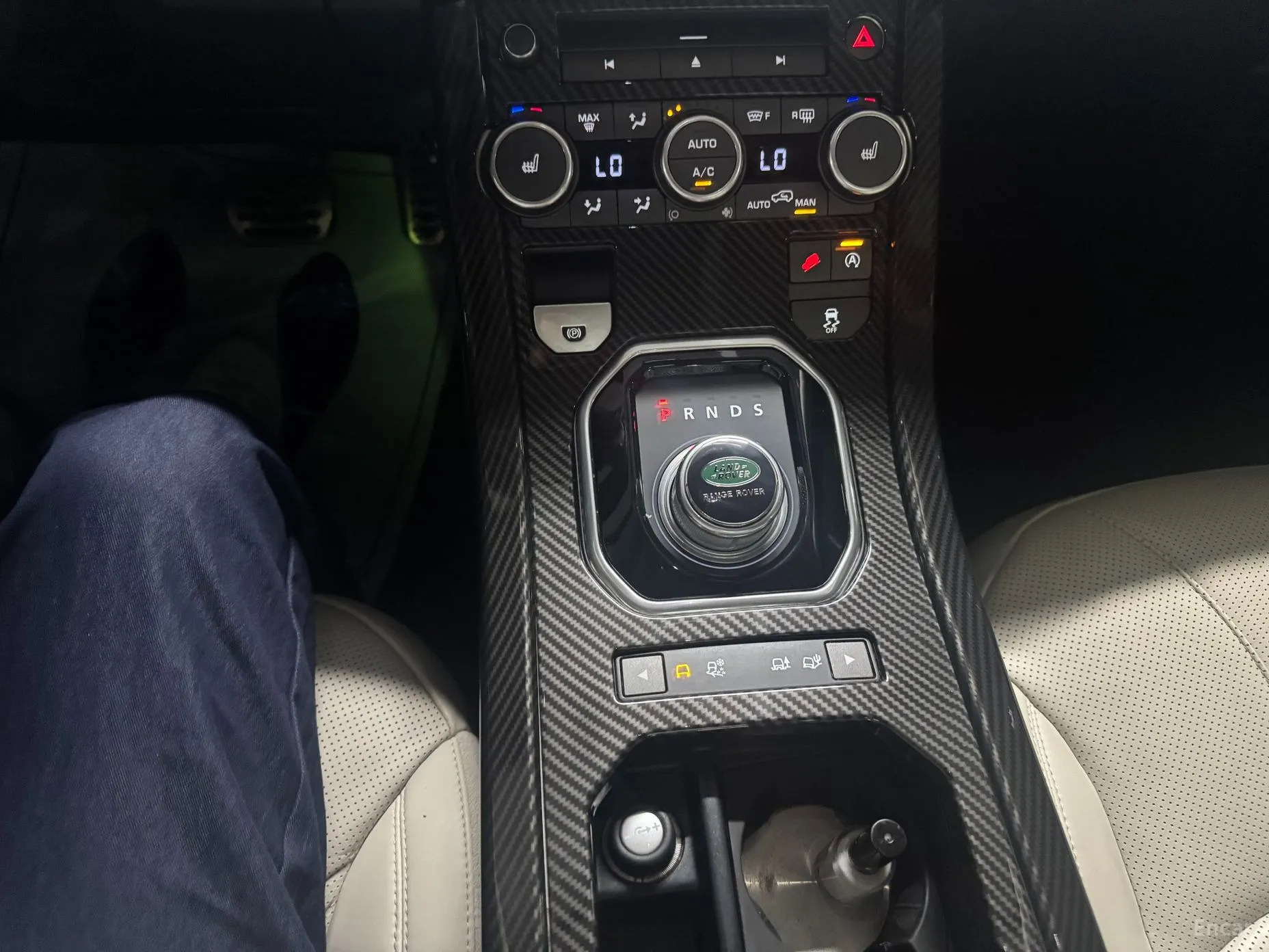Land Rover Range Rover Evoque превью 11