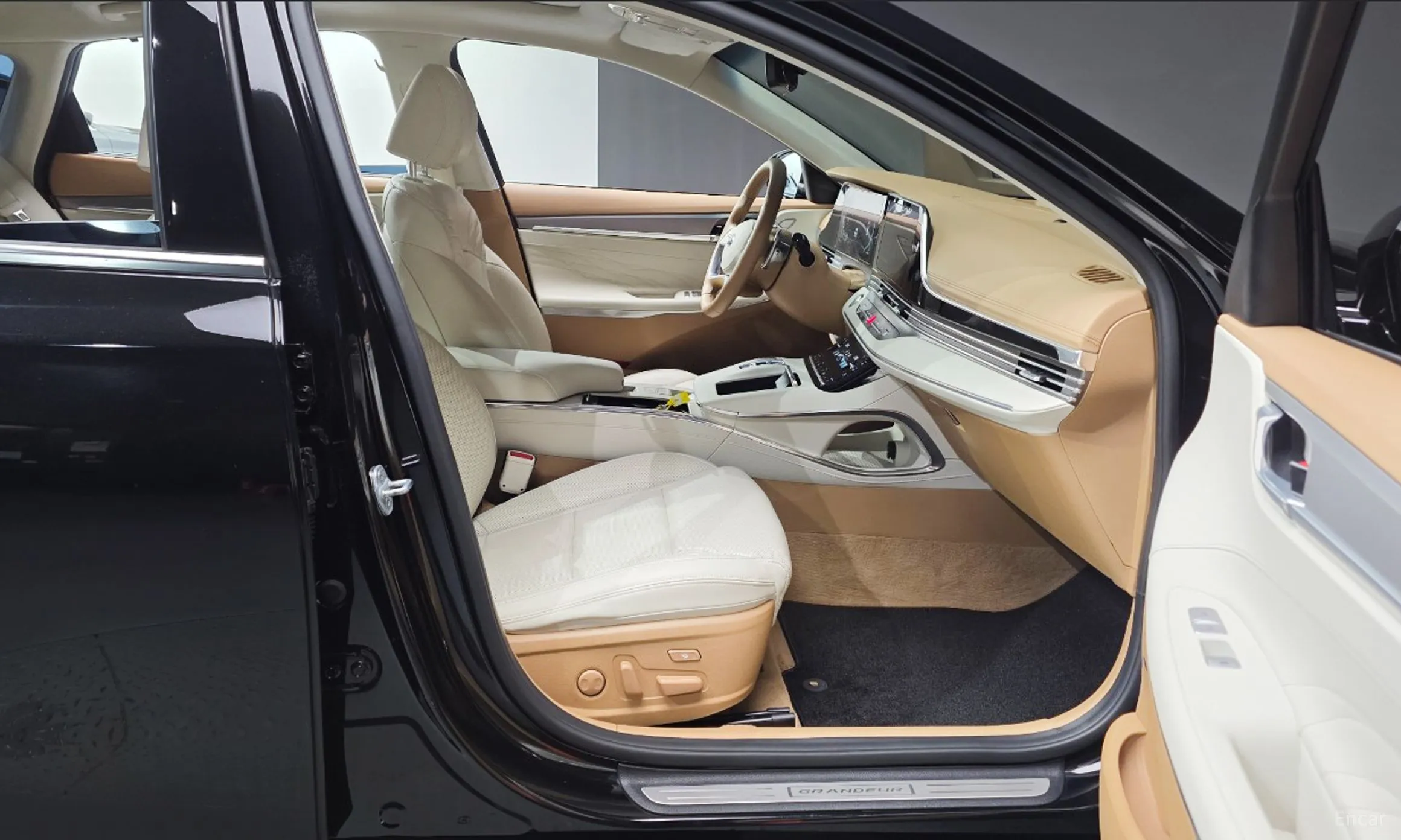 Hyundai Grandeur IG превью 11