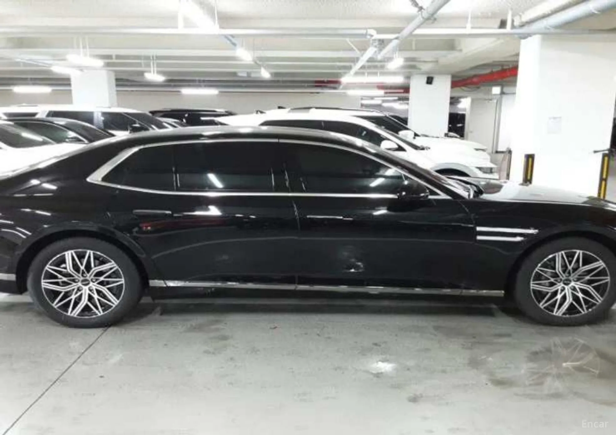 Genesis G90 (RS4) превью 12