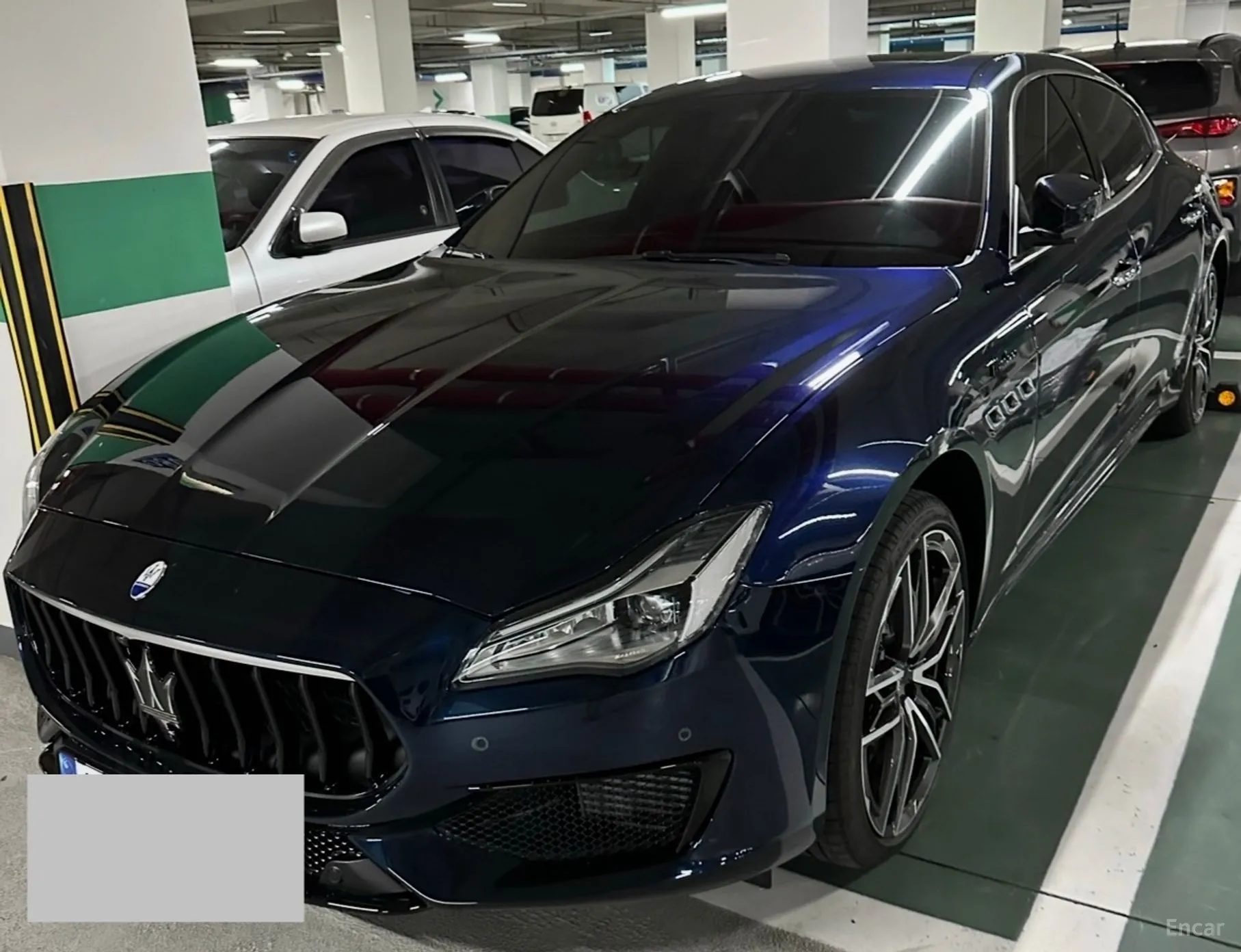 Maserati Quattroporte превью 8