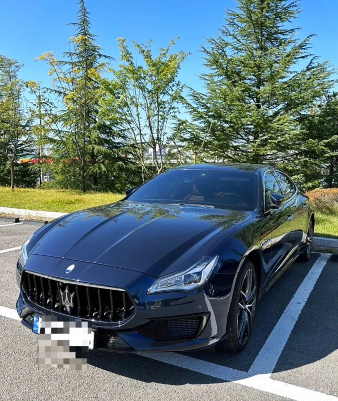 Maserati Quattroporte превью 9