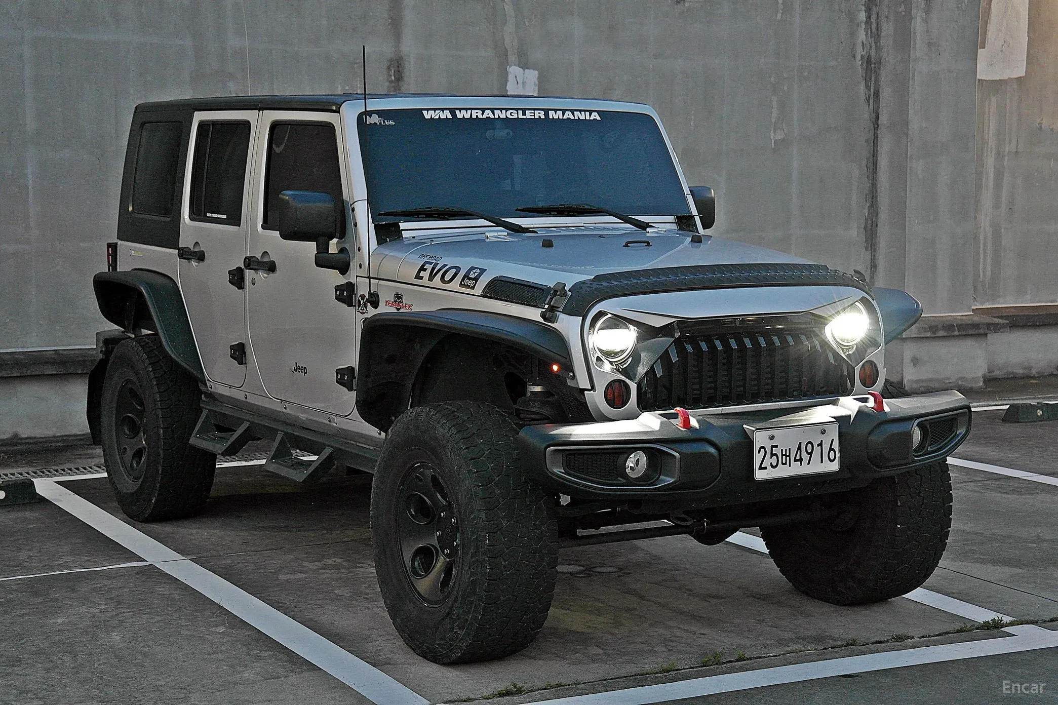 Jeep Wrangler (JK) превью 6
