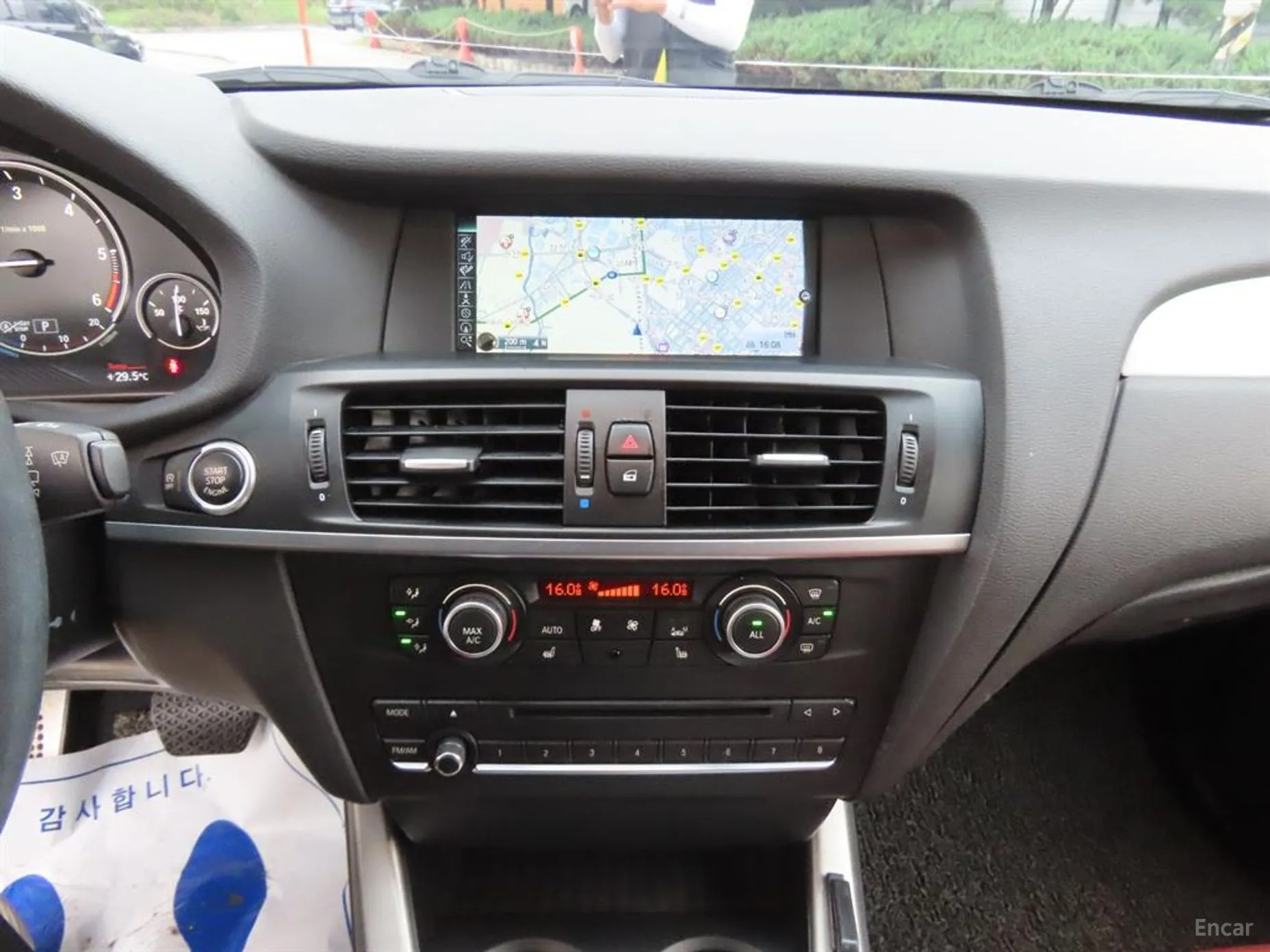 BMW X3 (F25) превью 13