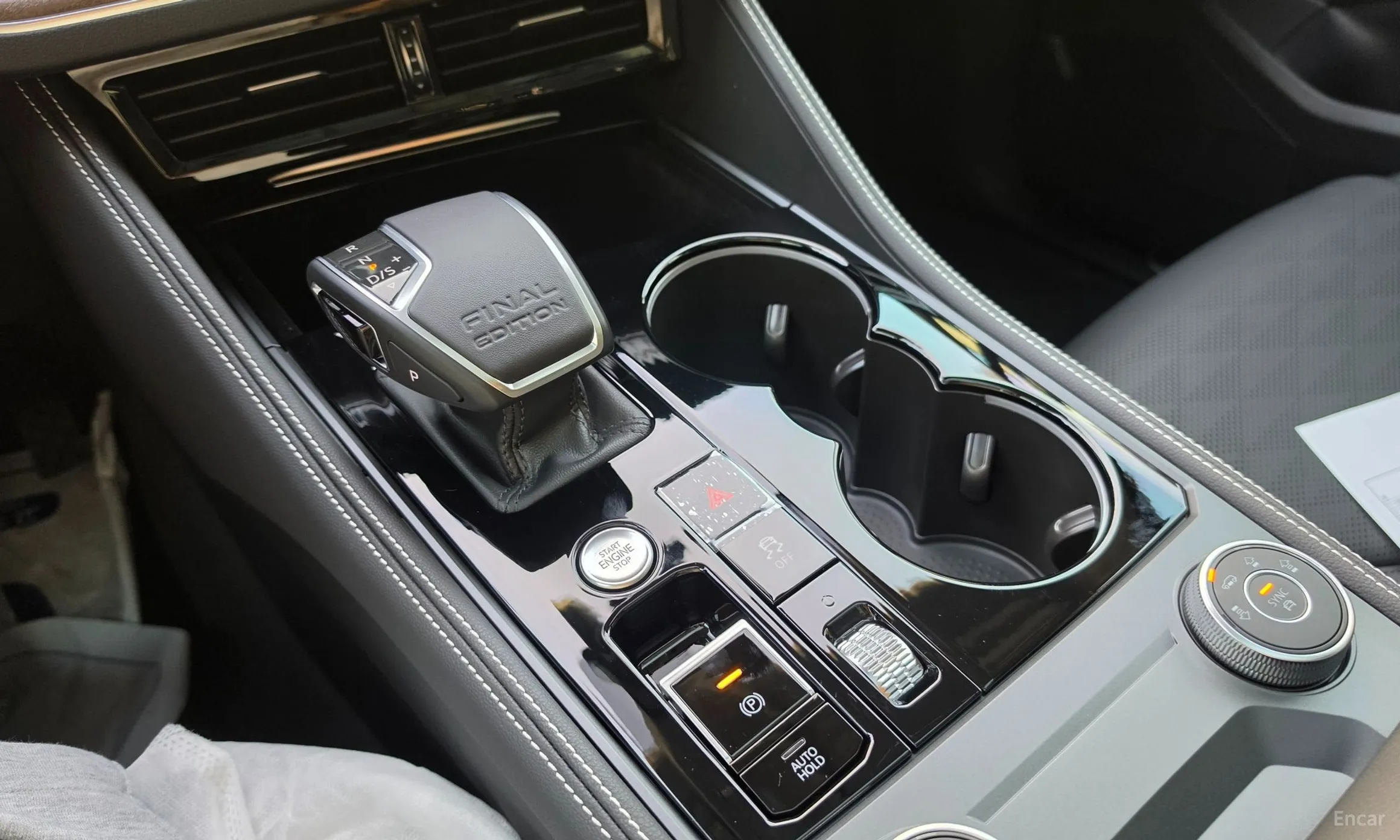 Volkswagen Touareg 3rd Generation превью 13