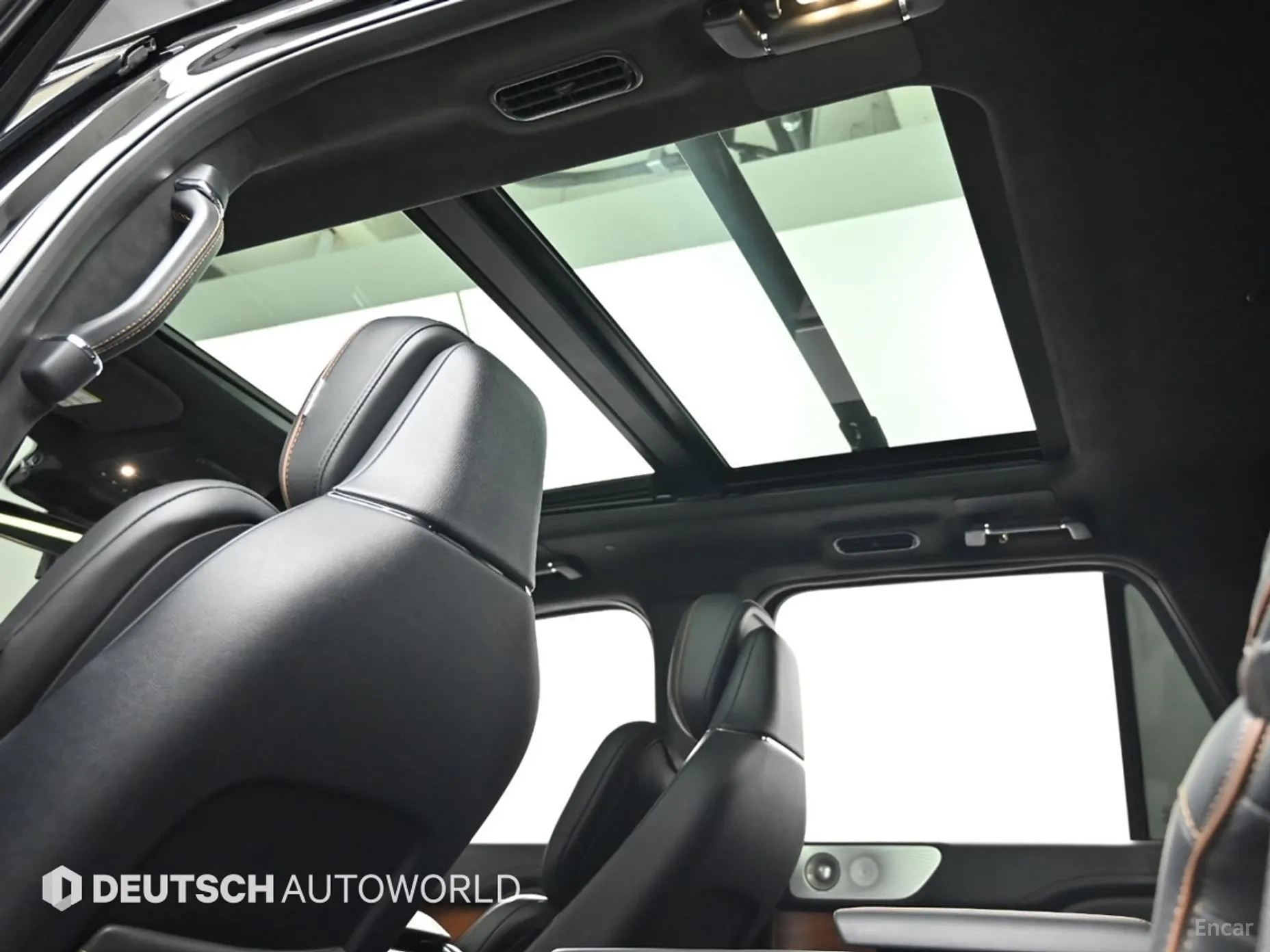 Lincoln Navigator 4th generation превью 18