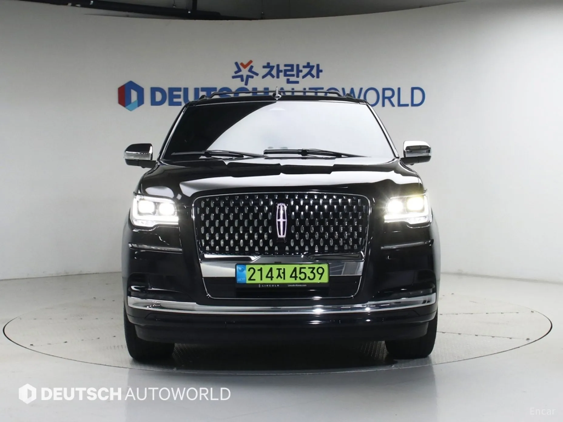 Lincoln Navigator 4th generation превью 3