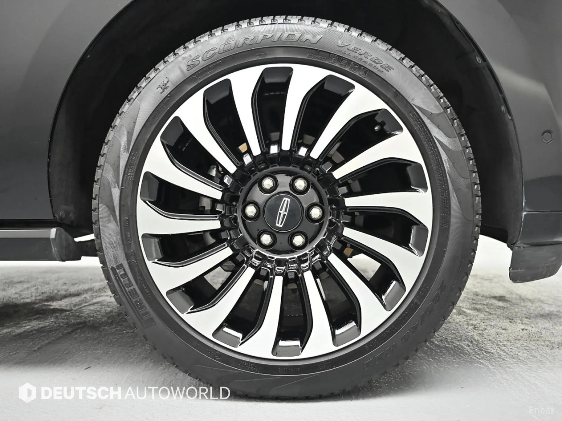 Lincoln Navigator 4th generation превью 5