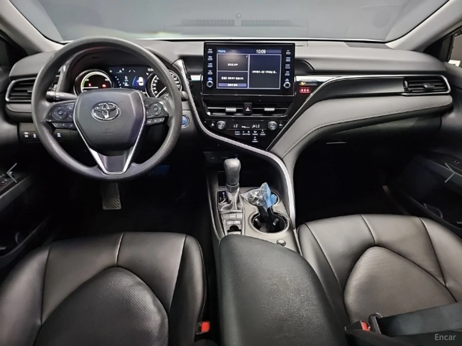 Toyota Camry (XV70) превью 14