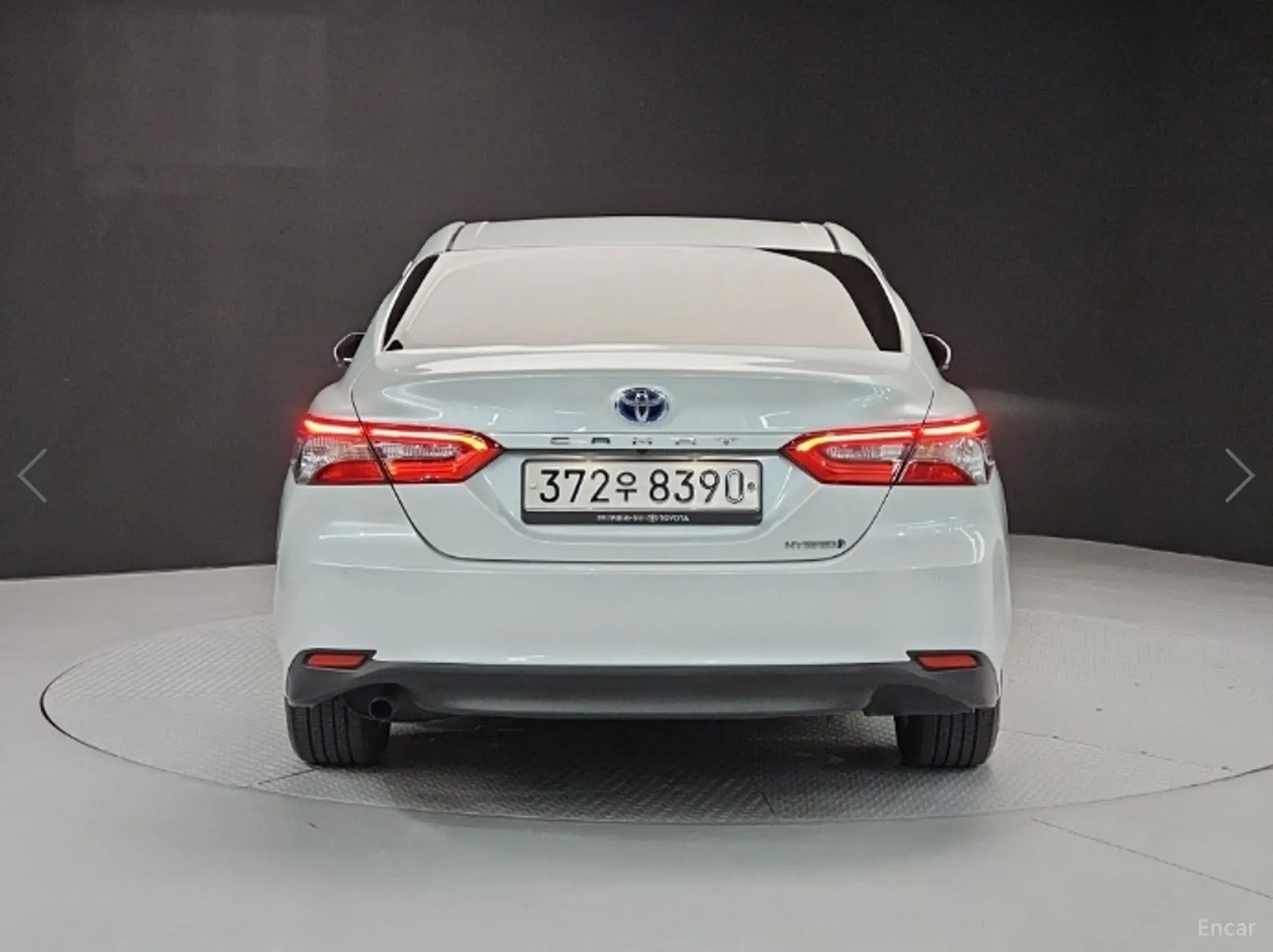 Toyota Camry (XV70) превью 3