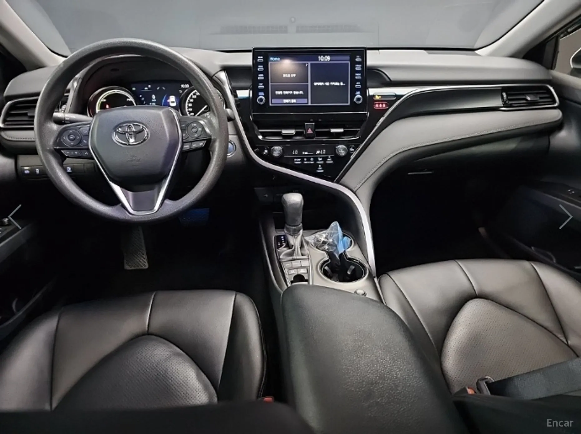 Toyota Camry (XV70) превью 8