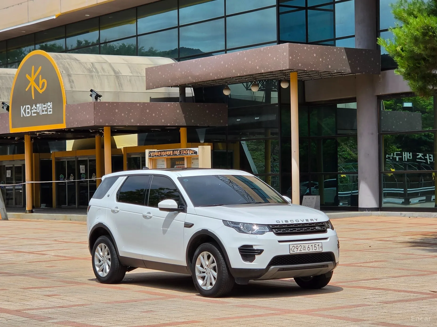 Land Rover Discovery Sports превью 6
