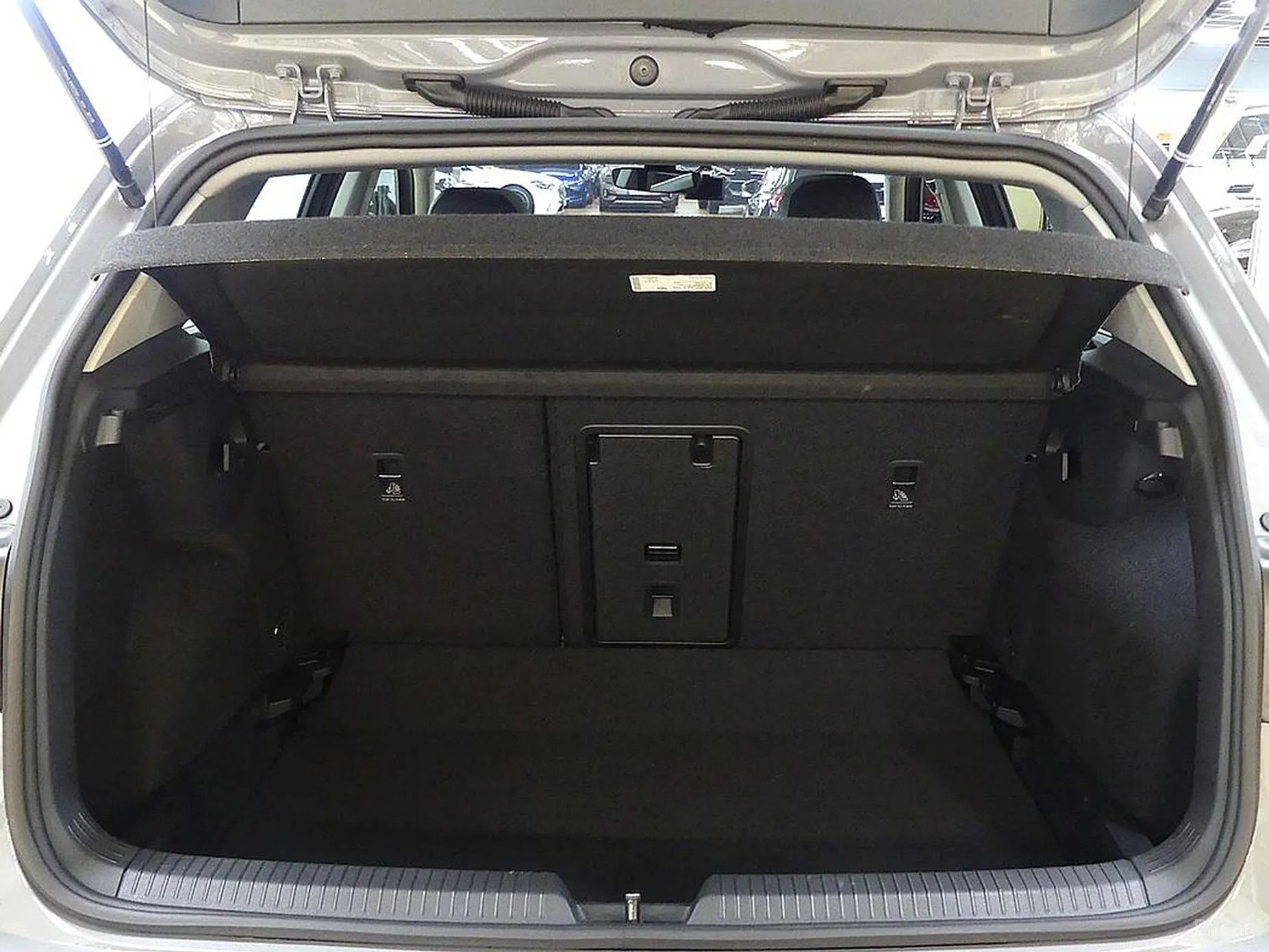 Volkswagen Golf 8th Generation превью 20