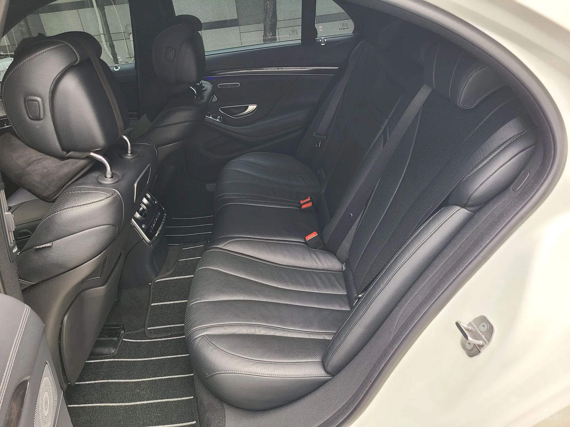 Mercedes Benz S-Class W222 превью 11