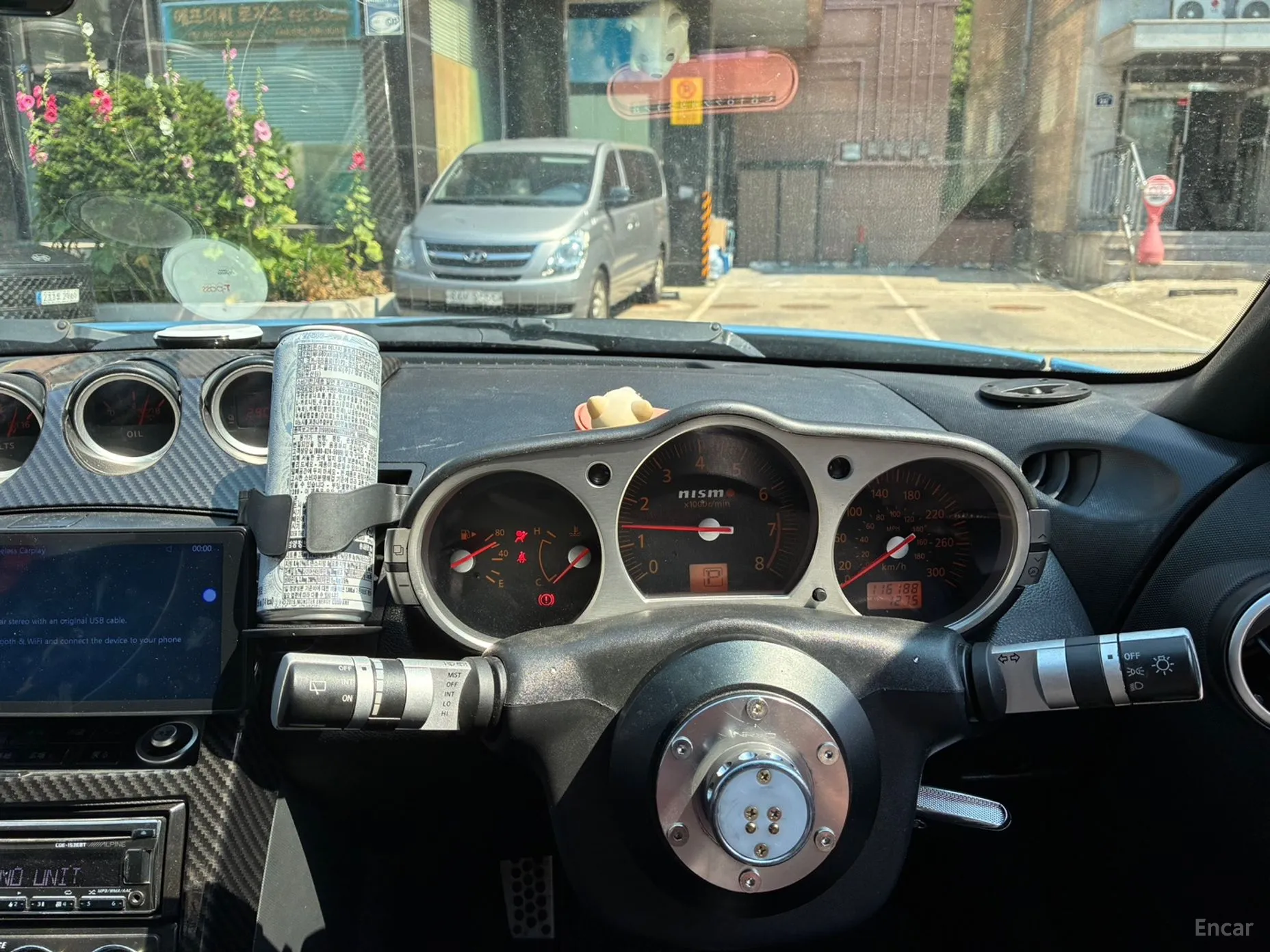 Nissan 350Z превью 10