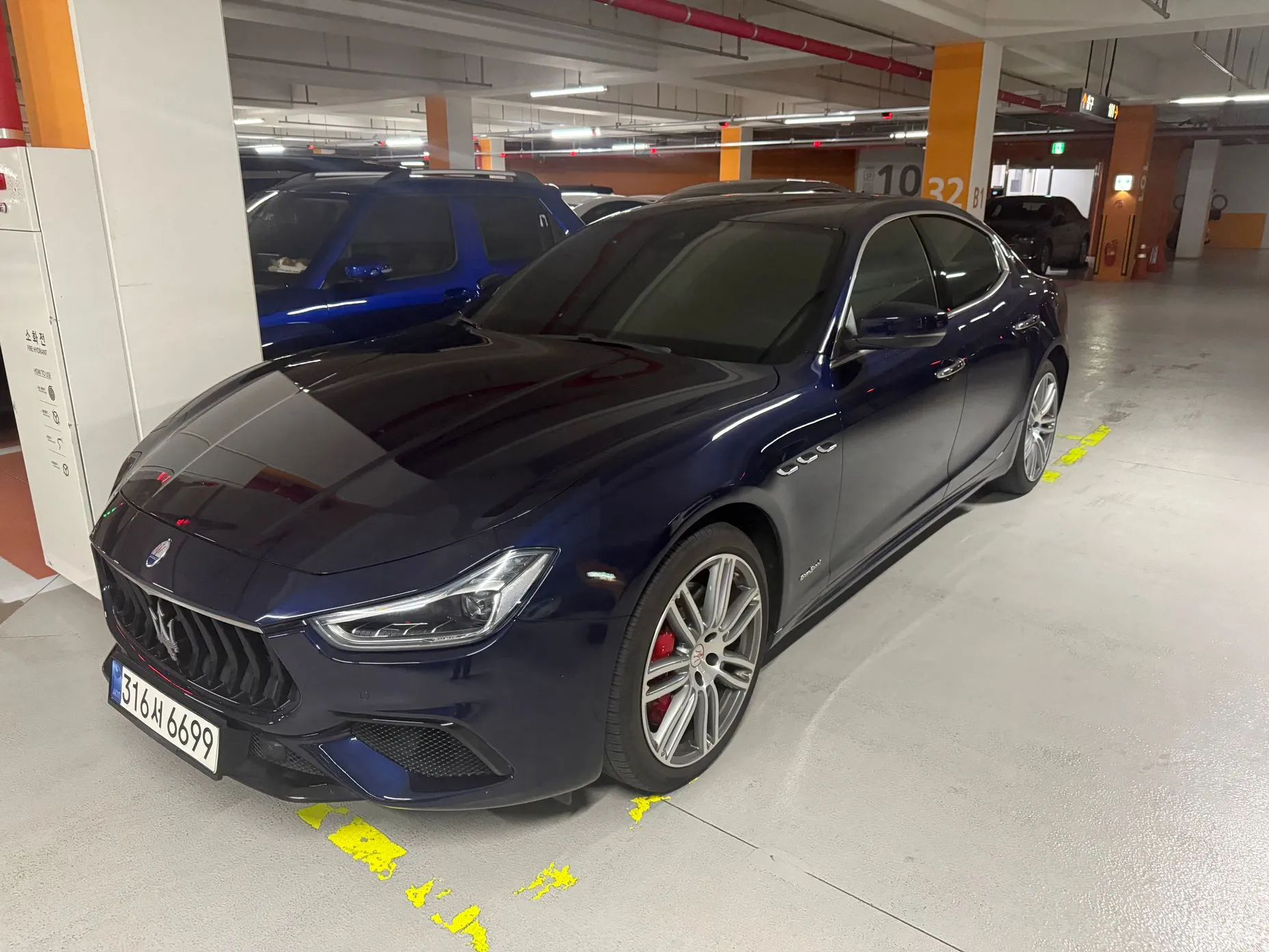 Maserati Ghibli превью 8