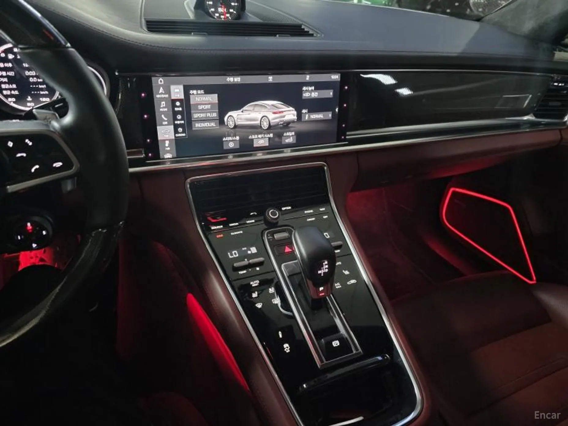 Porsche Panamera (971) превью 13