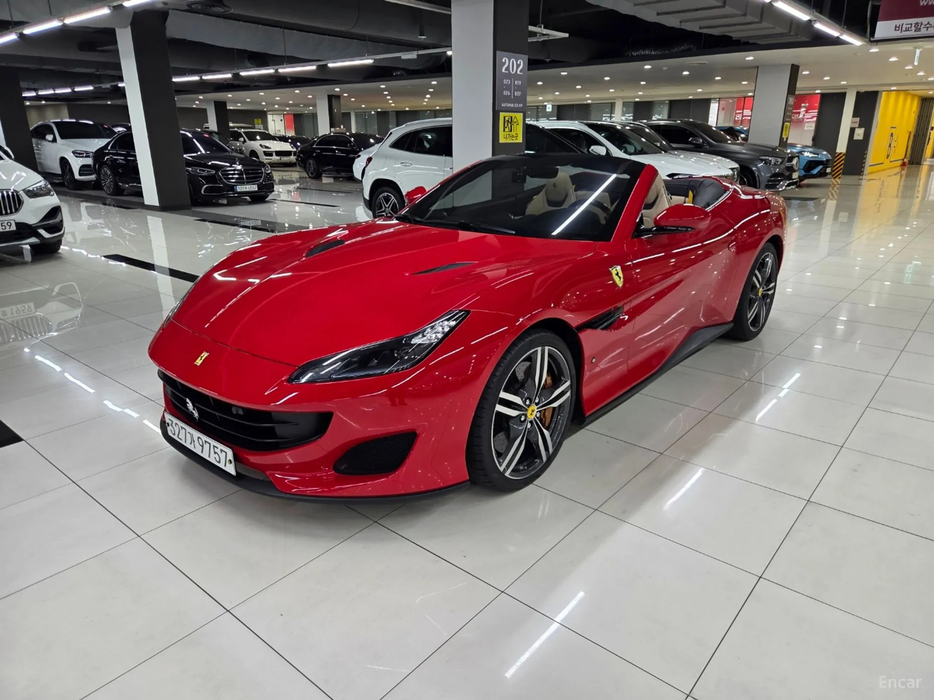 Ferrari Portofino превью 13