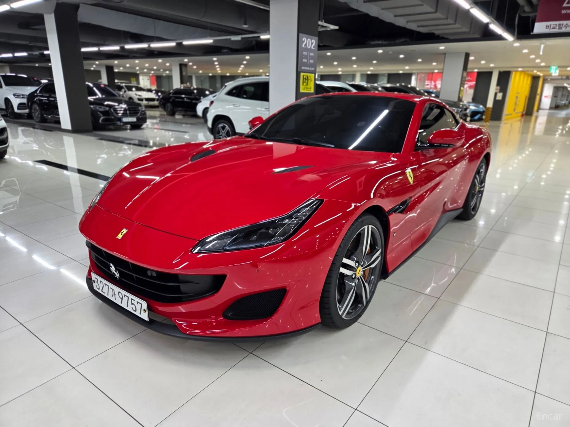 Ferrari Portofino превью 15