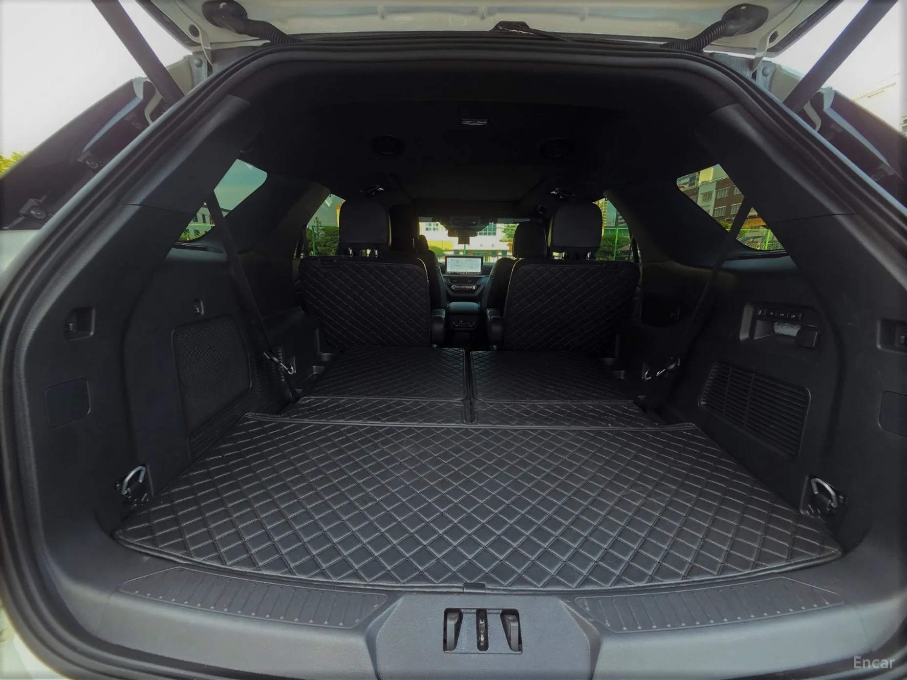 Ford Explorer 6th Generation превью 14