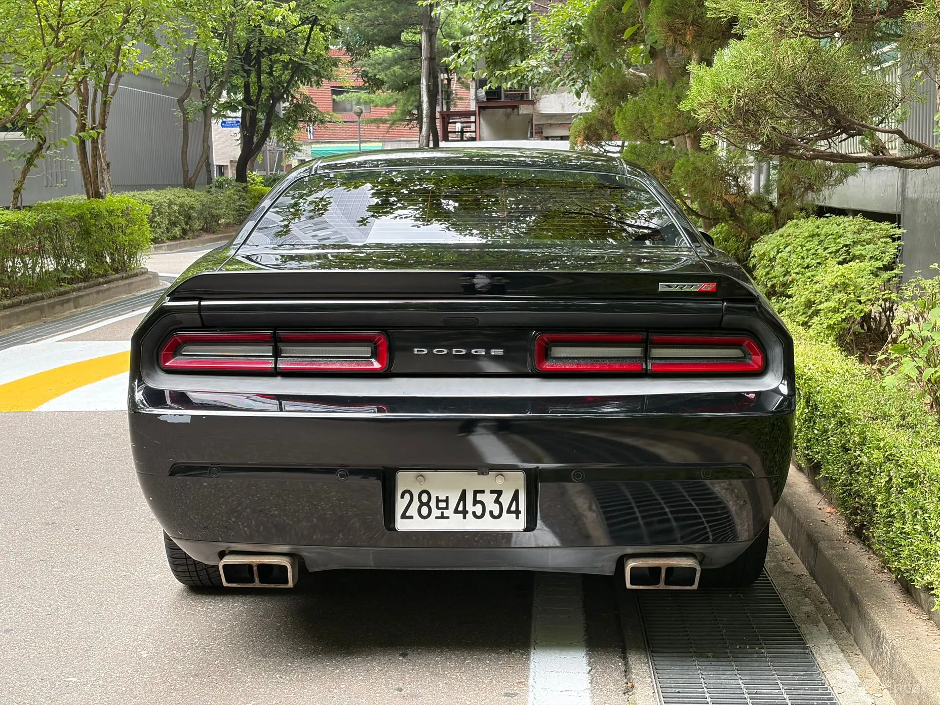 Dodge Challenger превью 4