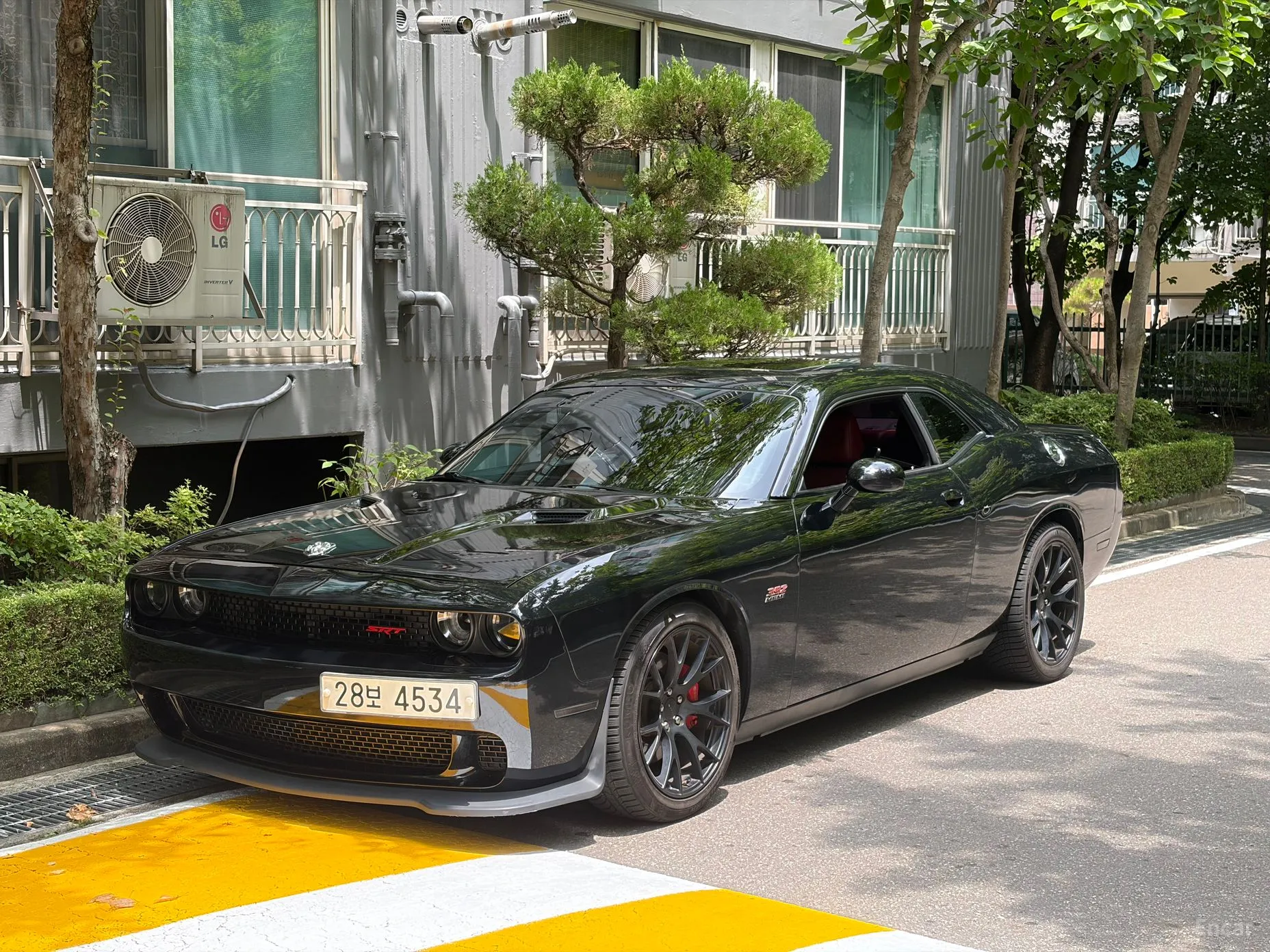 Dodge Challenger превью 5