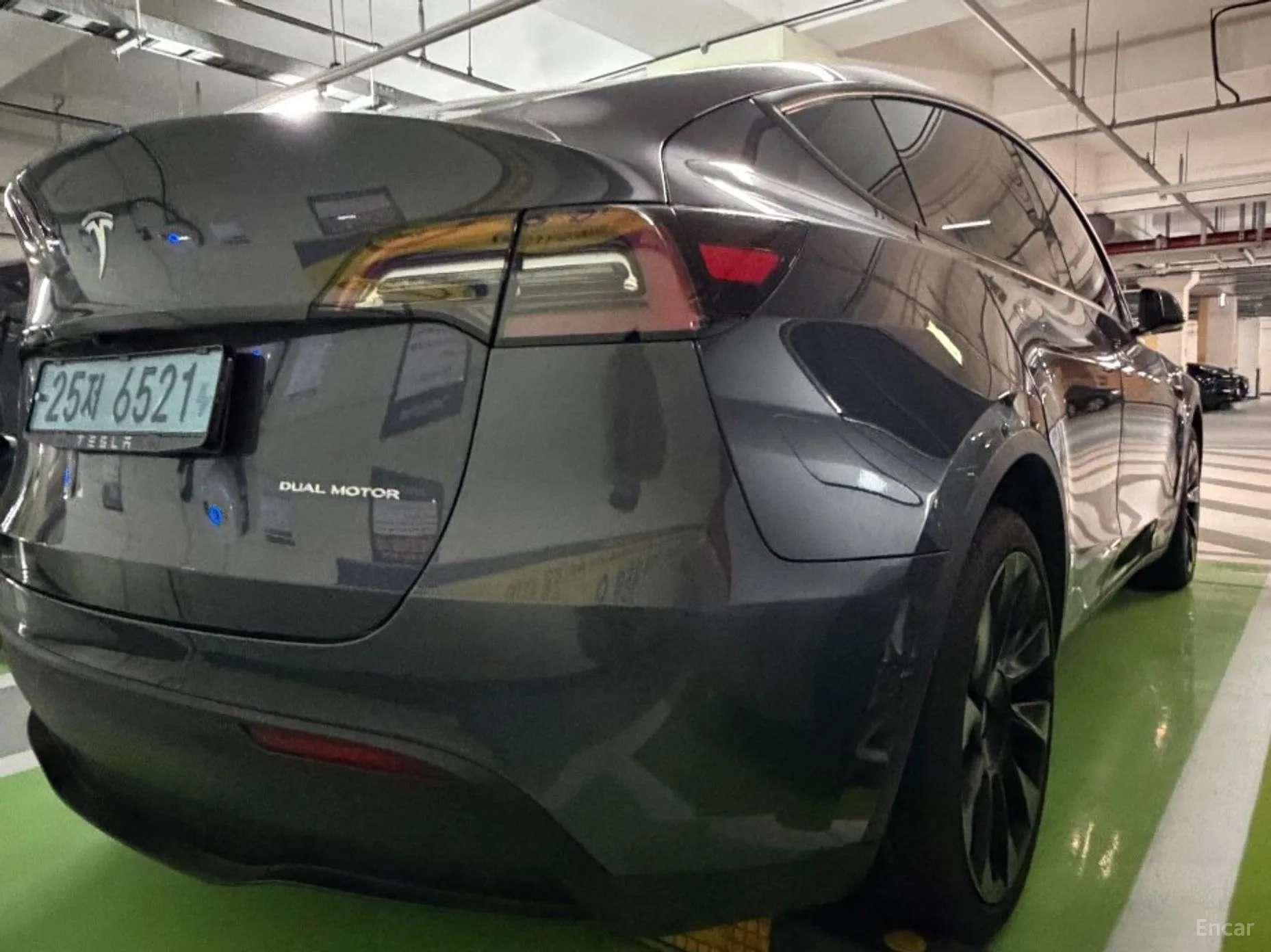 Tesla Model Y превью 3