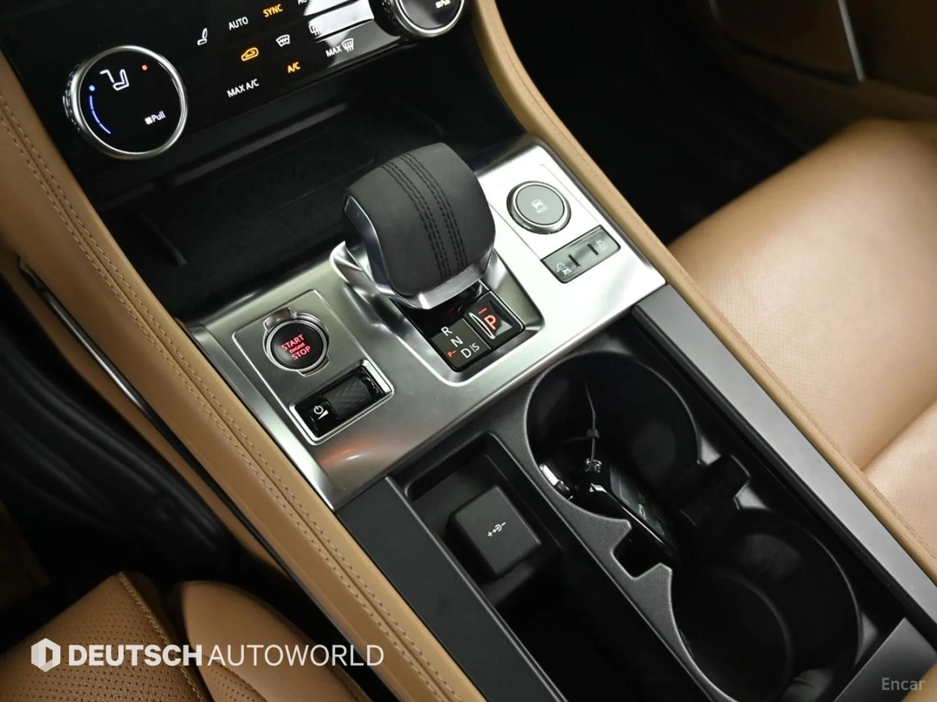 Jaguar F-PACE превью 9