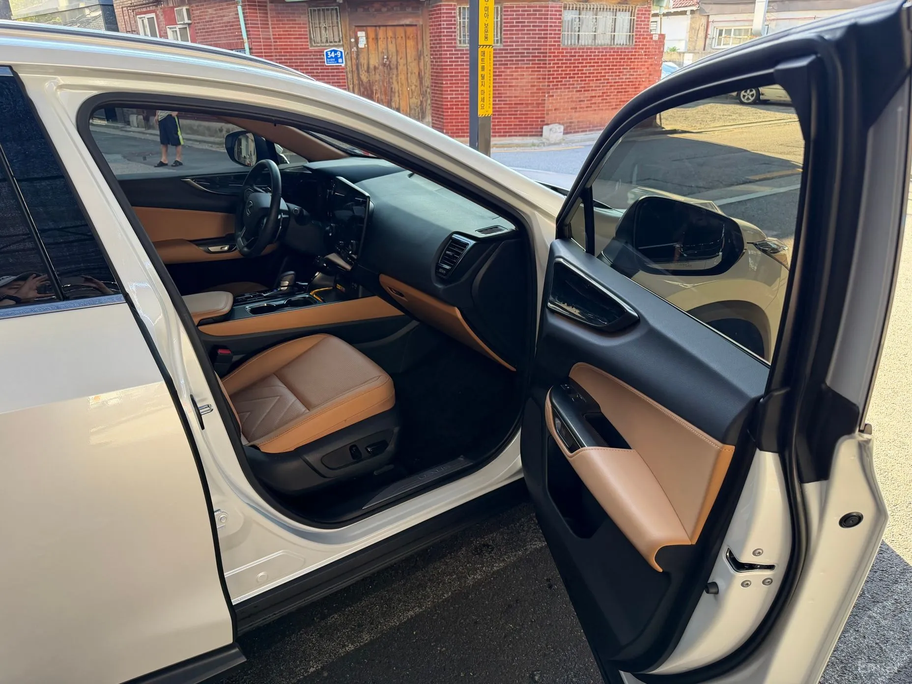 Lexus NX350h Gen 2 превью 13