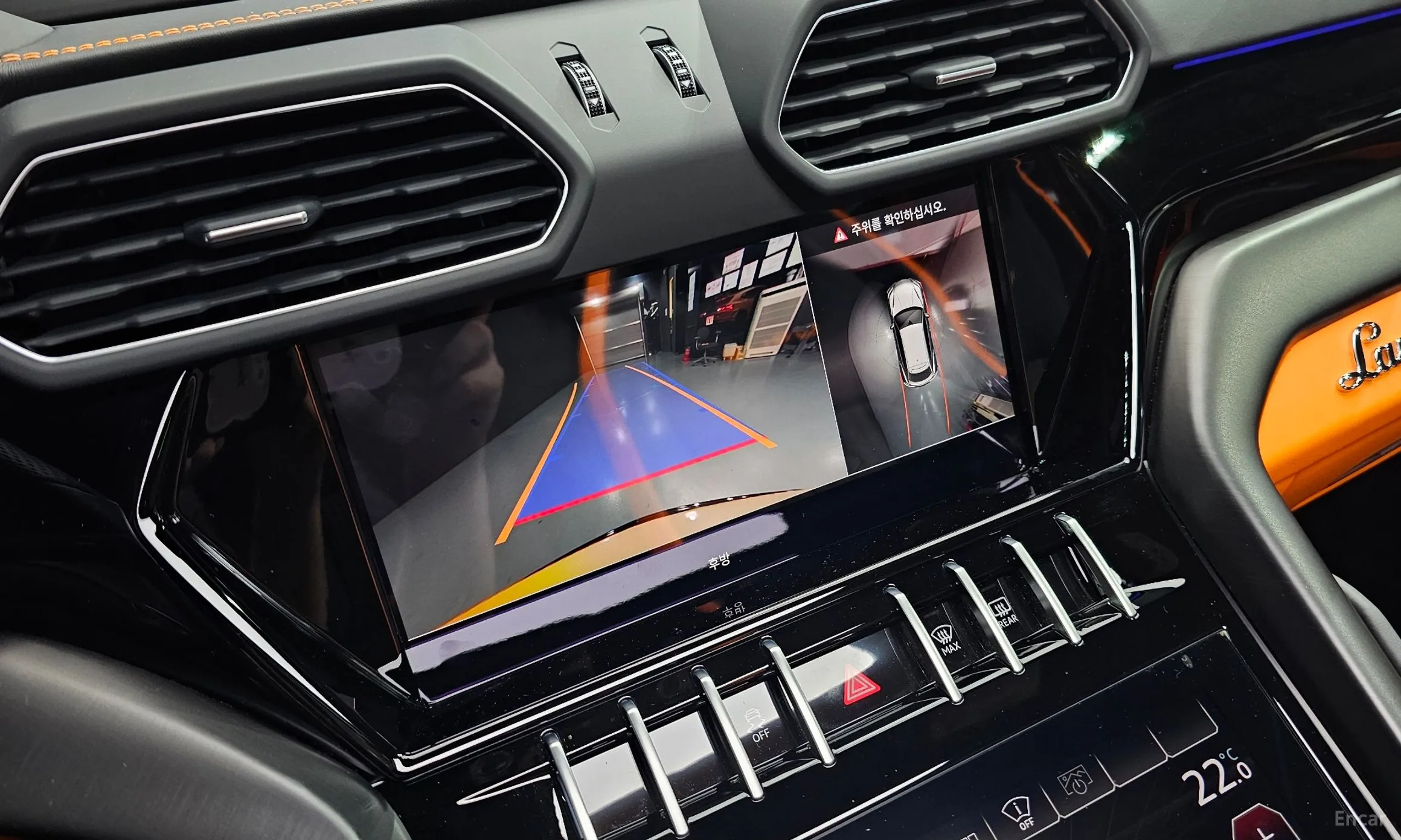 Lamborghini Urus превью 15