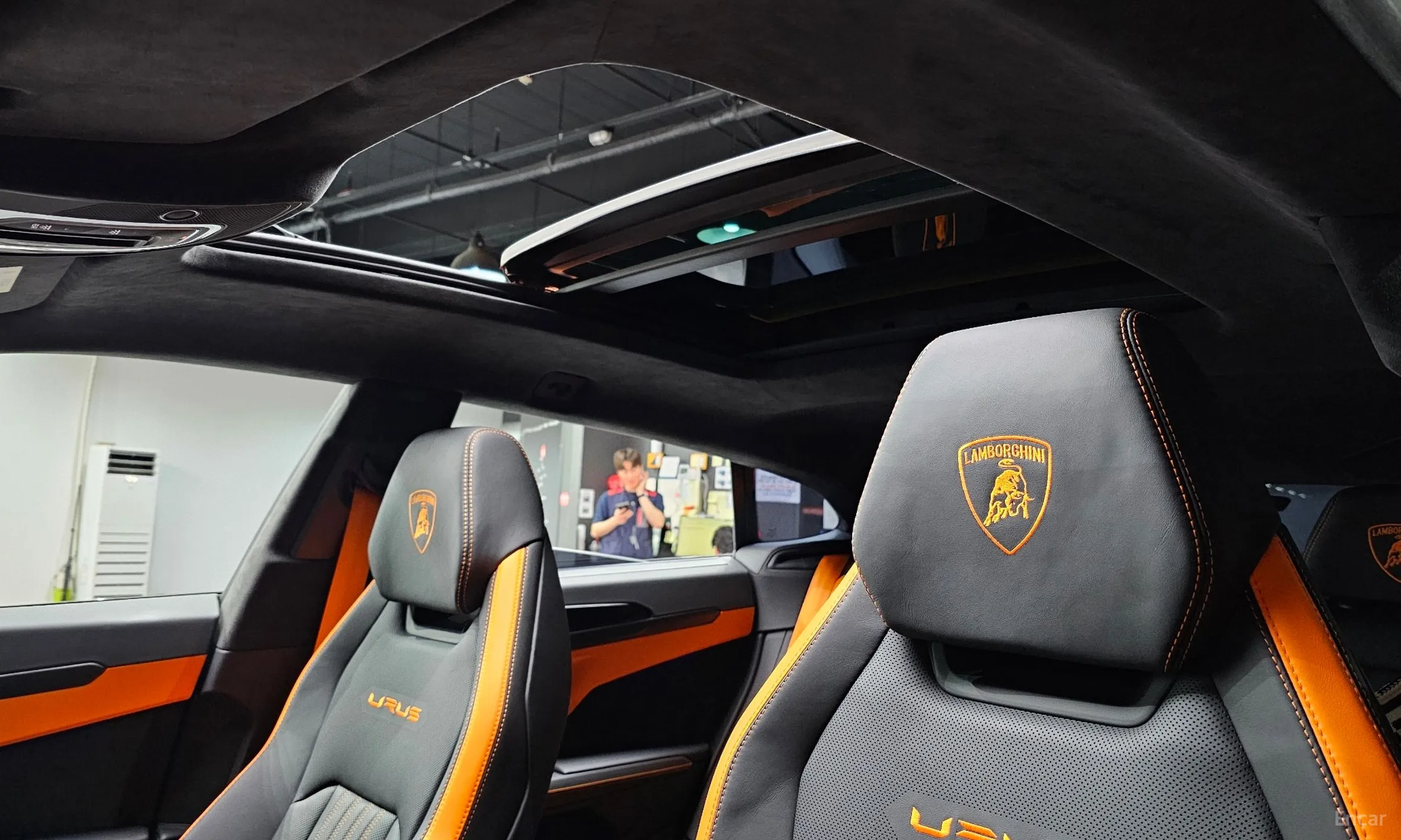 Lamborghini Urus превью 16