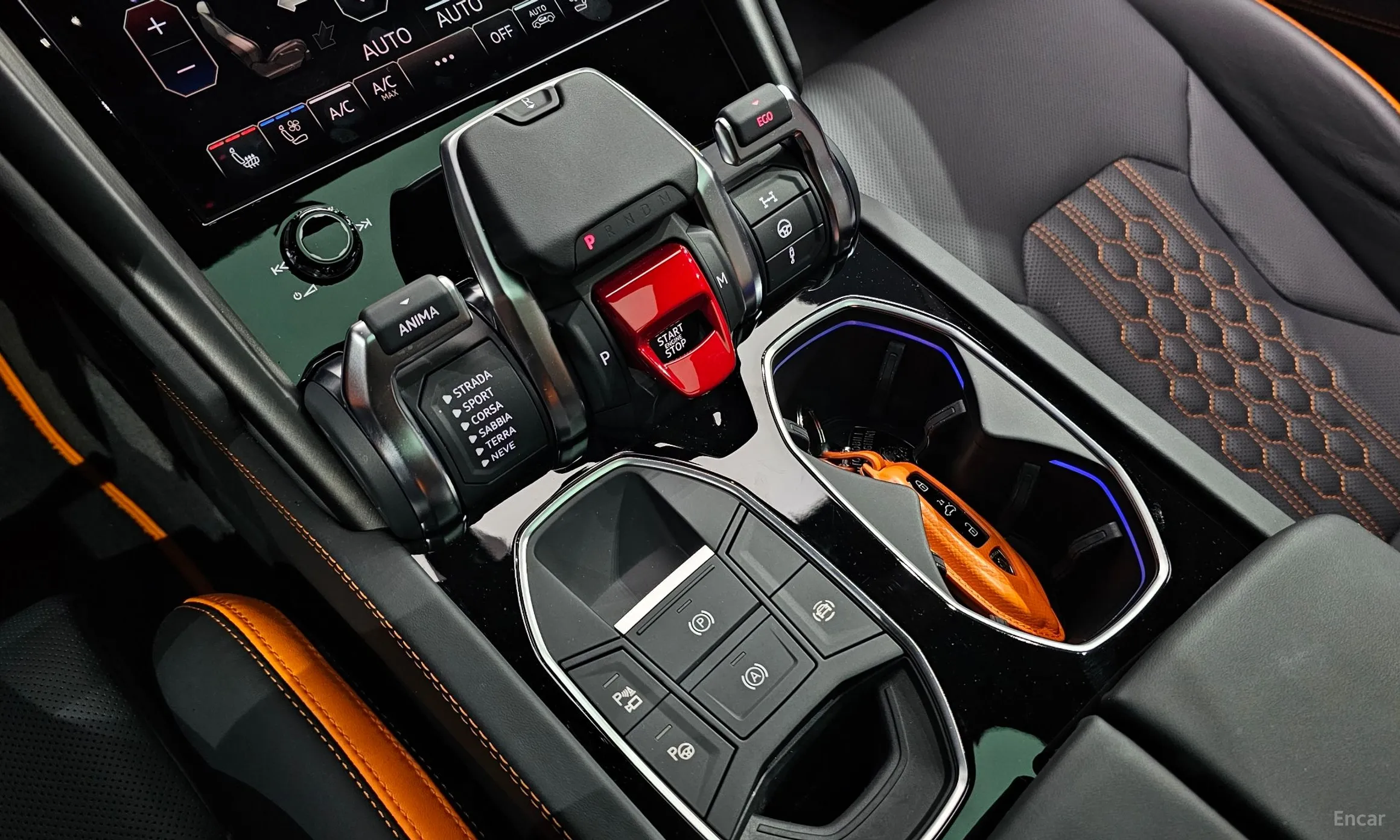 Lamborghini Urus превью 9