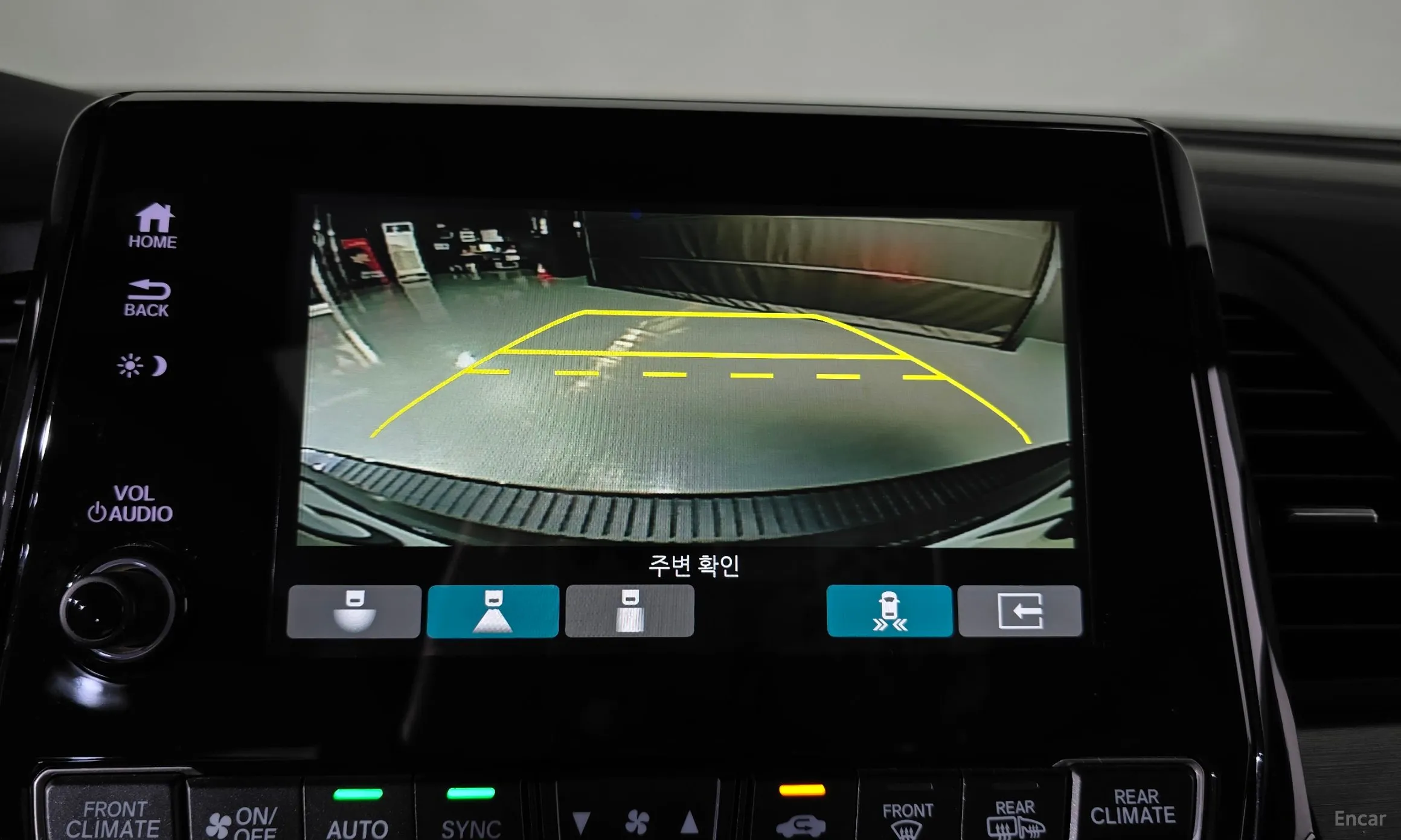 Honda Odyssey превью 14