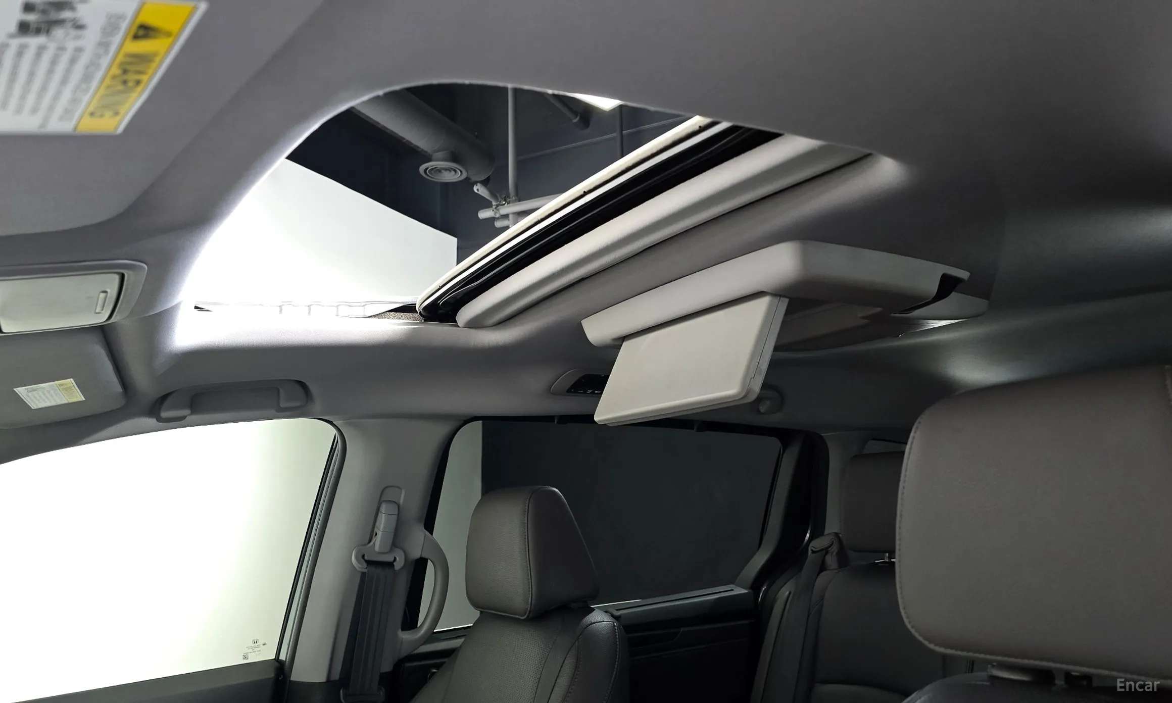 Honda Odyssey превью 17