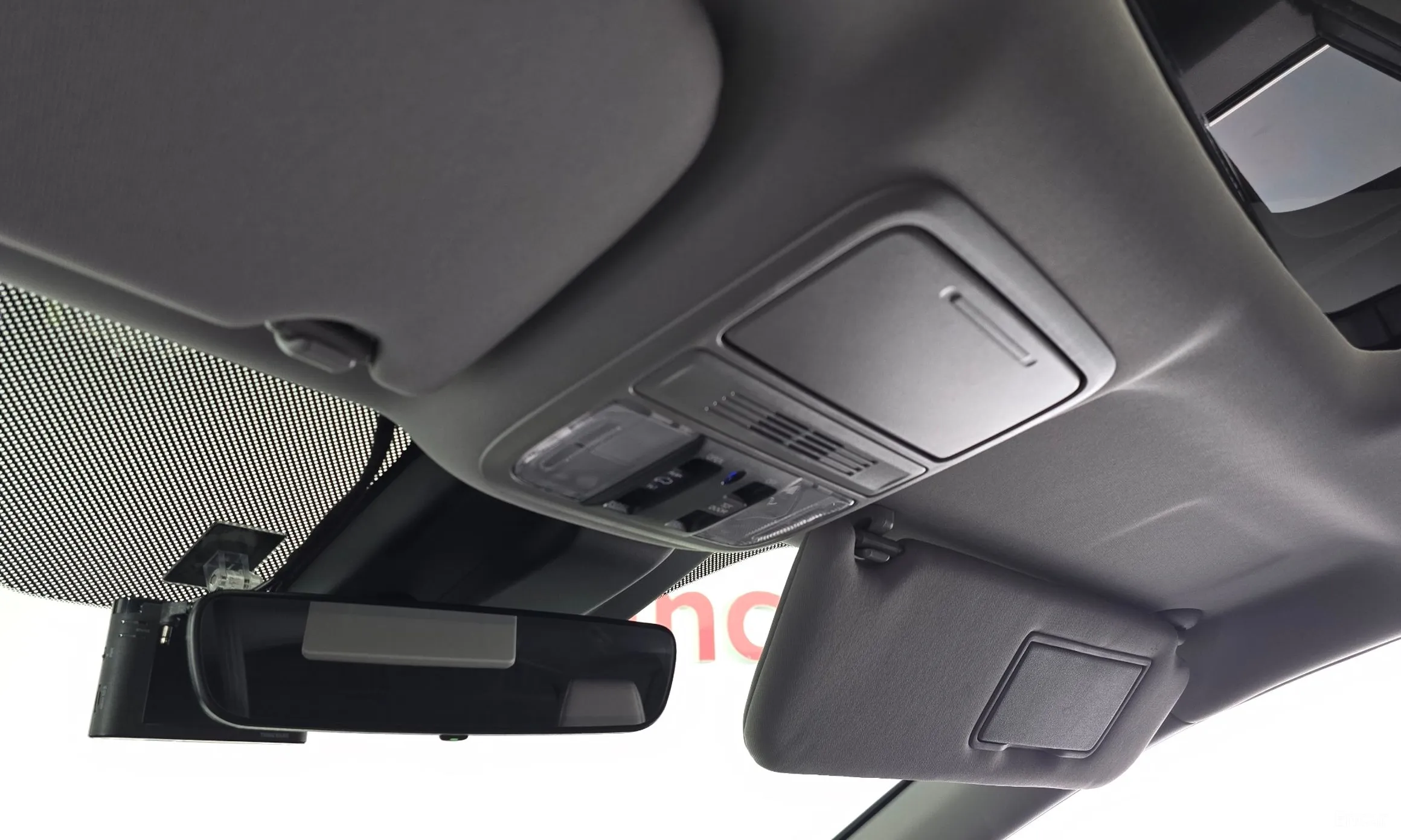 Honda Odyssey превью 20