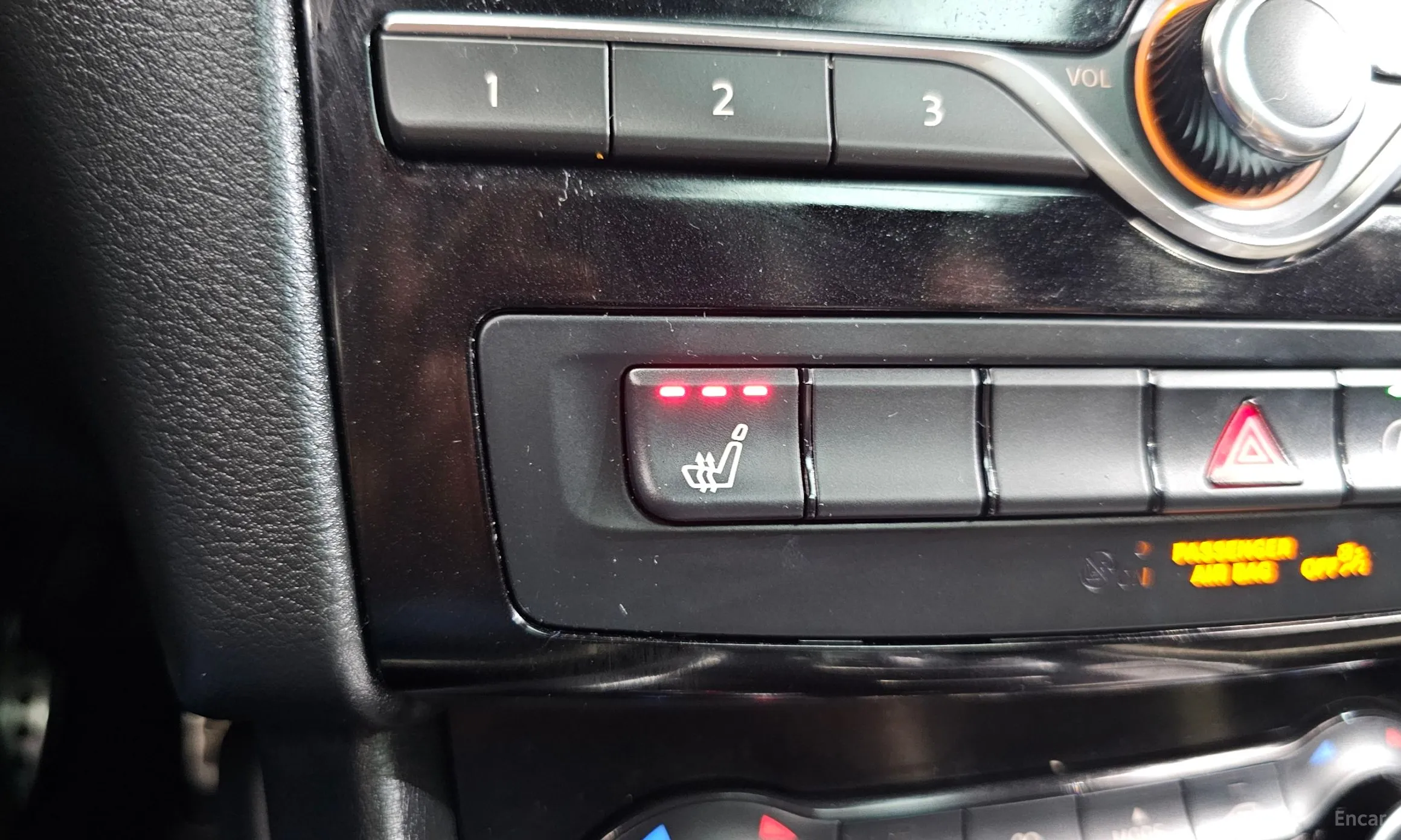 Infiniti Q30 превью 15