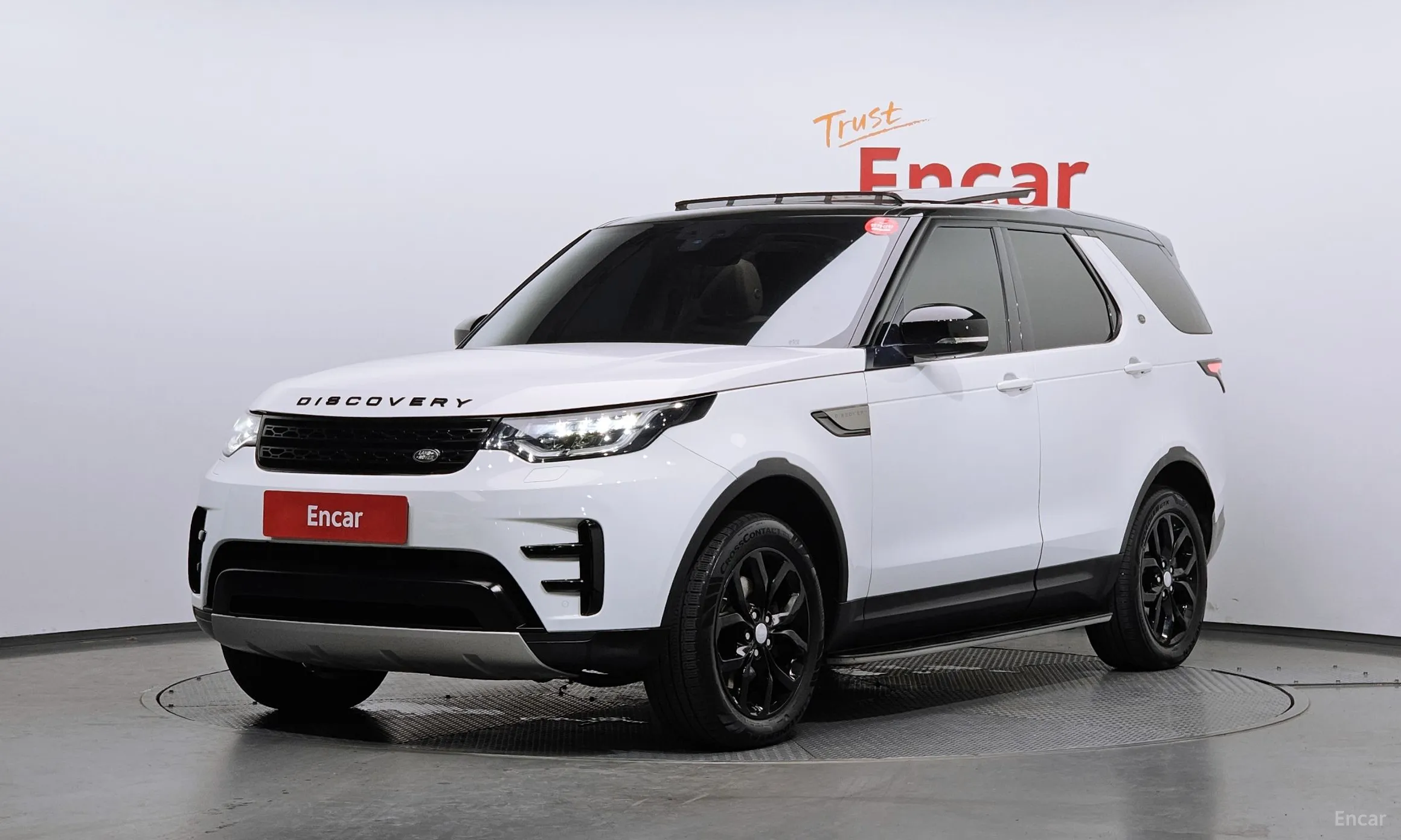 Land Rover Discovery 5